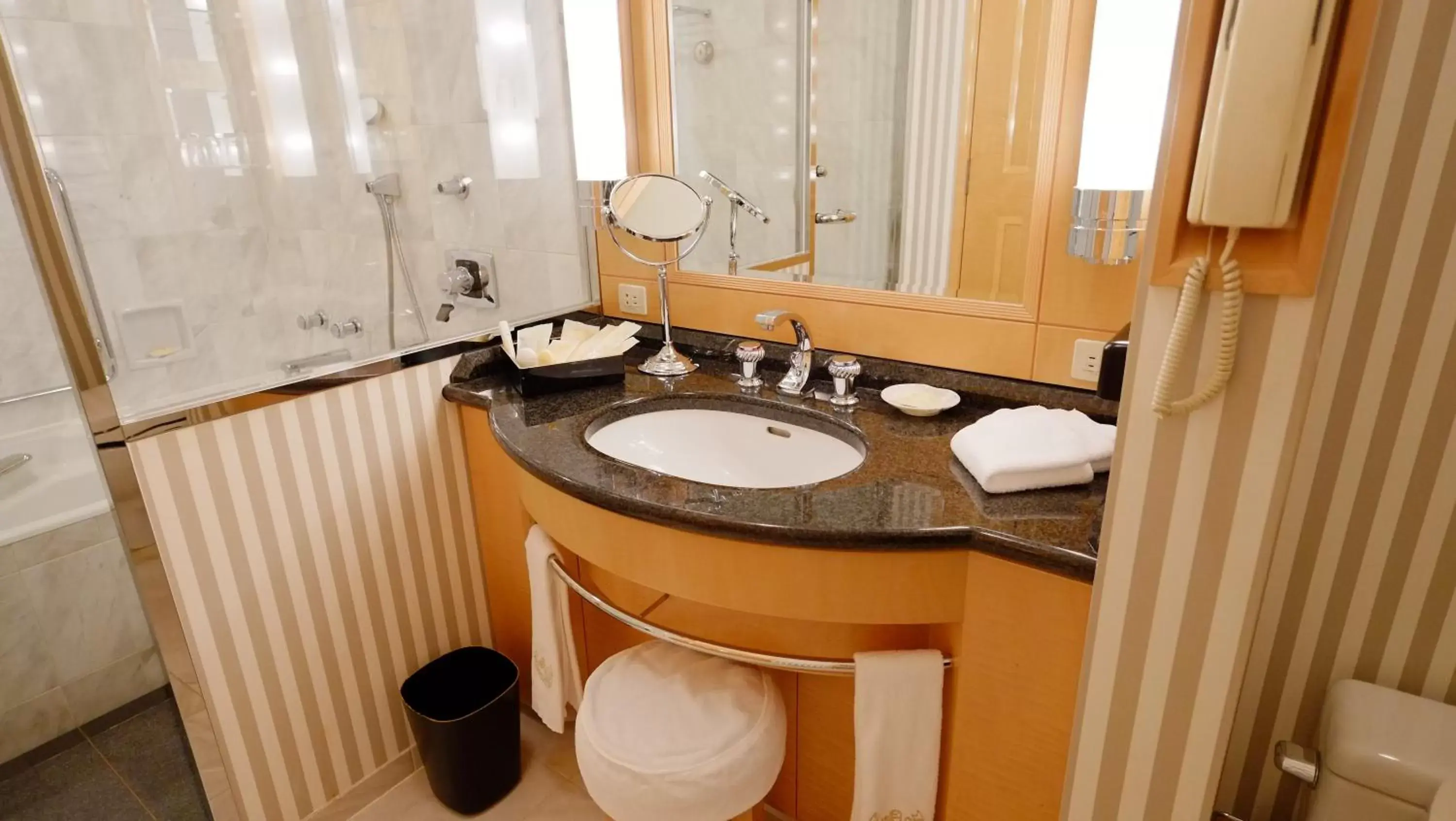 Bathroom in Imperial Hotel Osaka