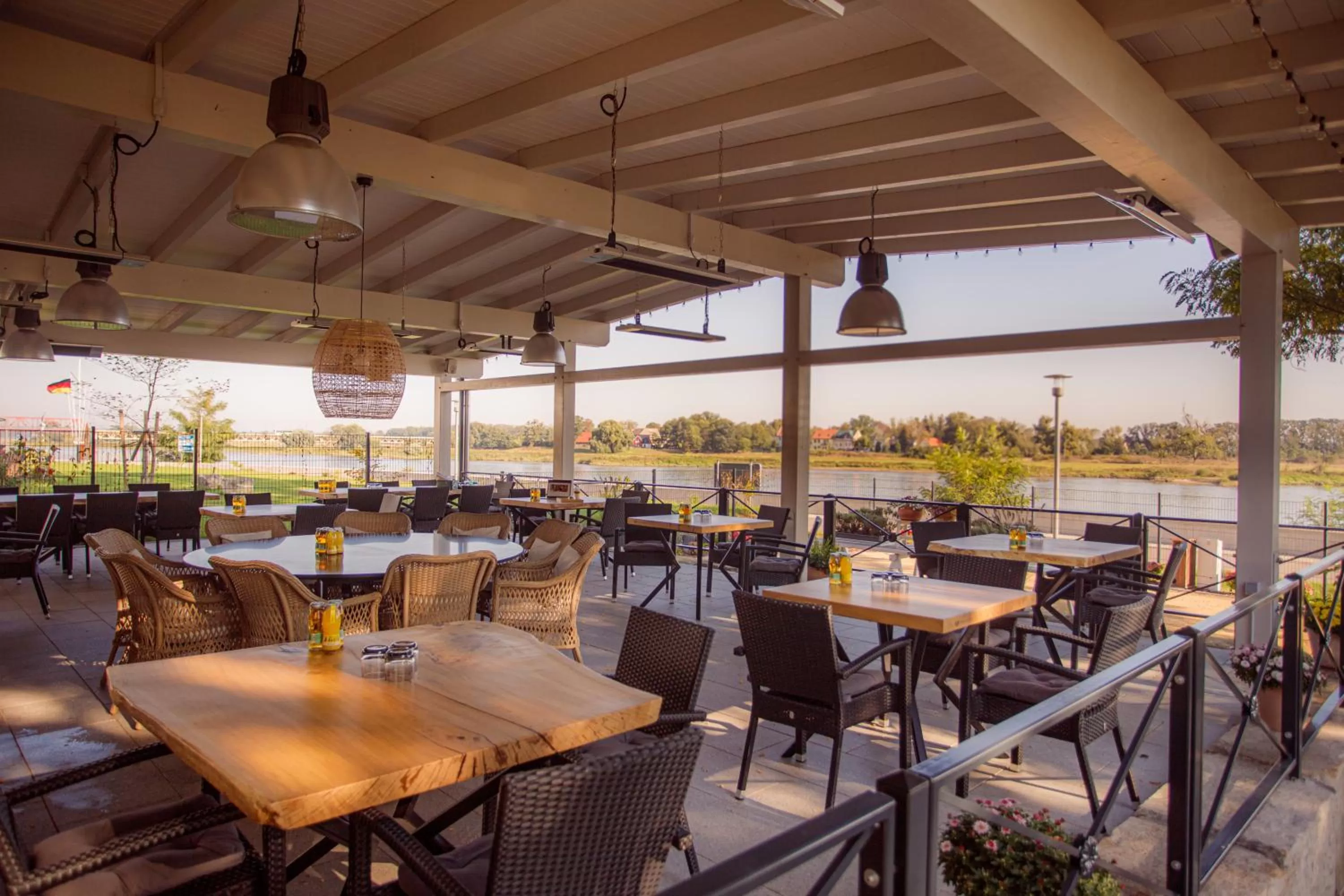 WELTRAD Am Fluß Restaurant & Quartier