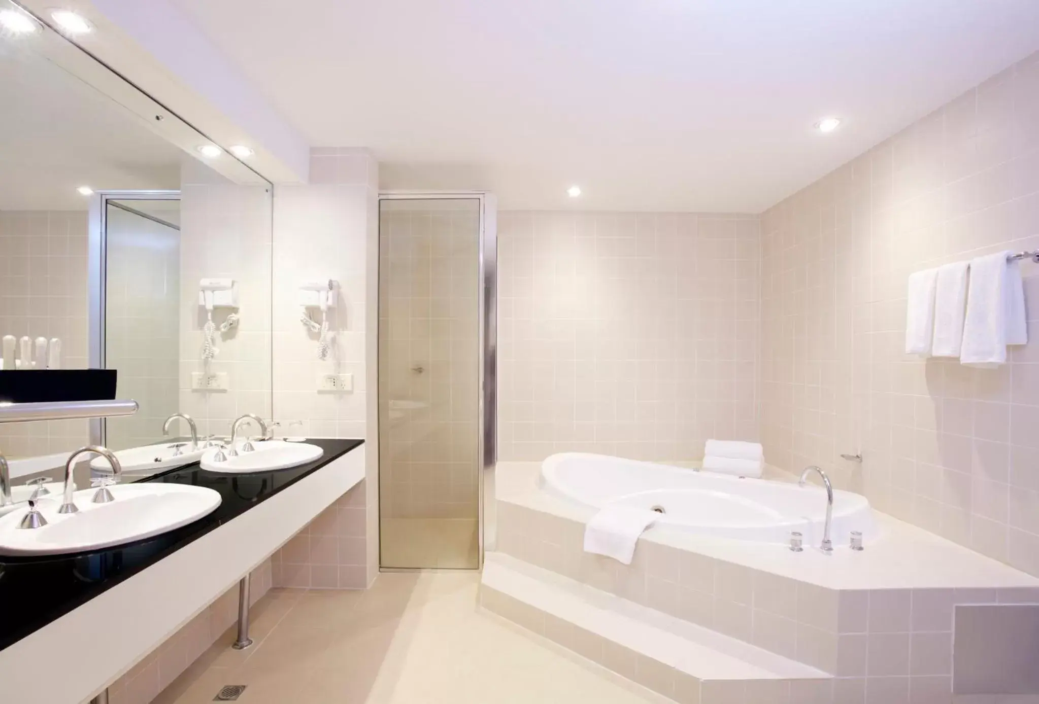 Bathroom in Crowne Plaza Canberra, an IHG Hotel