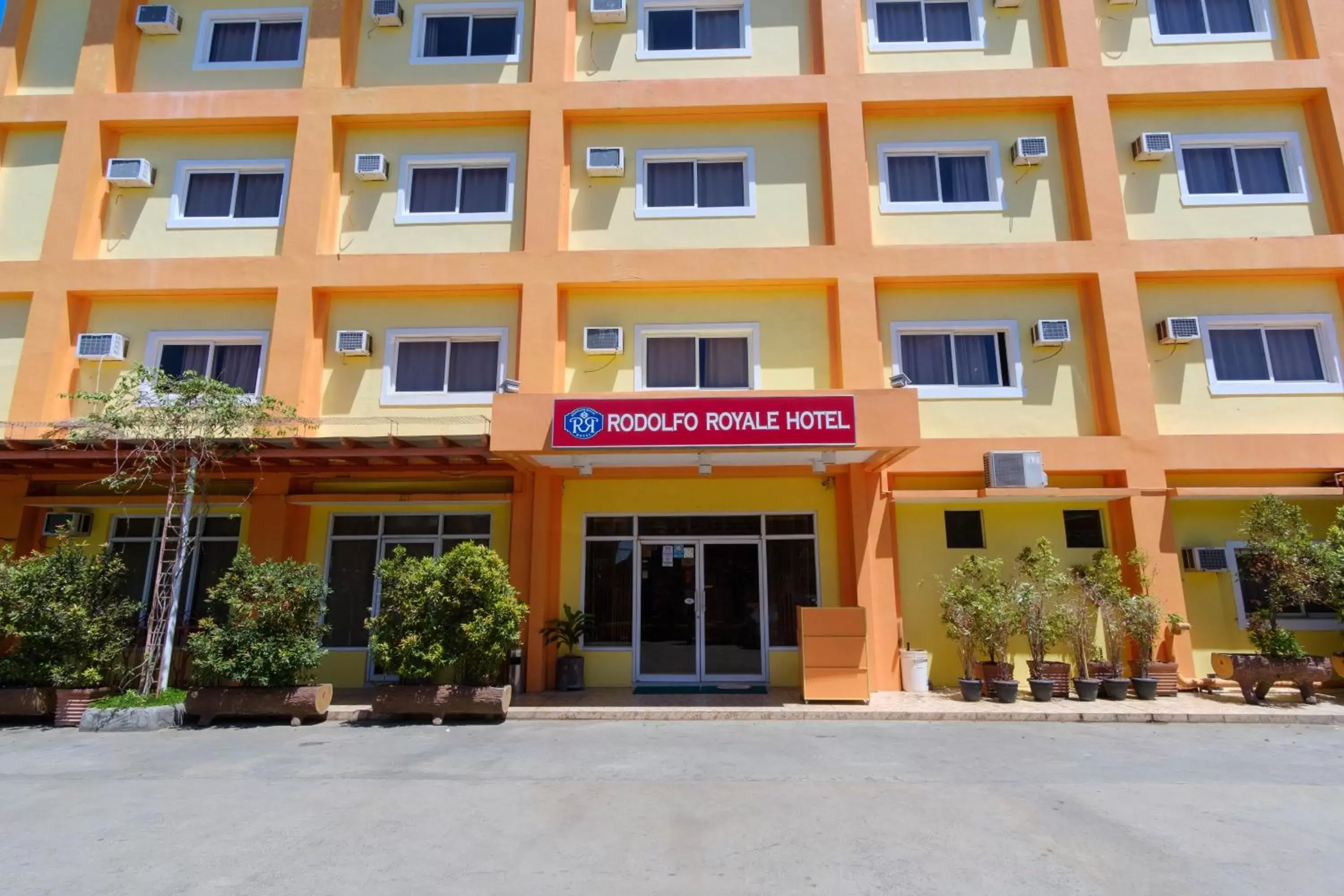 Property building in RedDoorz Plus @ Manalo Extension Palawan Property building in RedDoorz Plus @ Manalo Extension Palawan