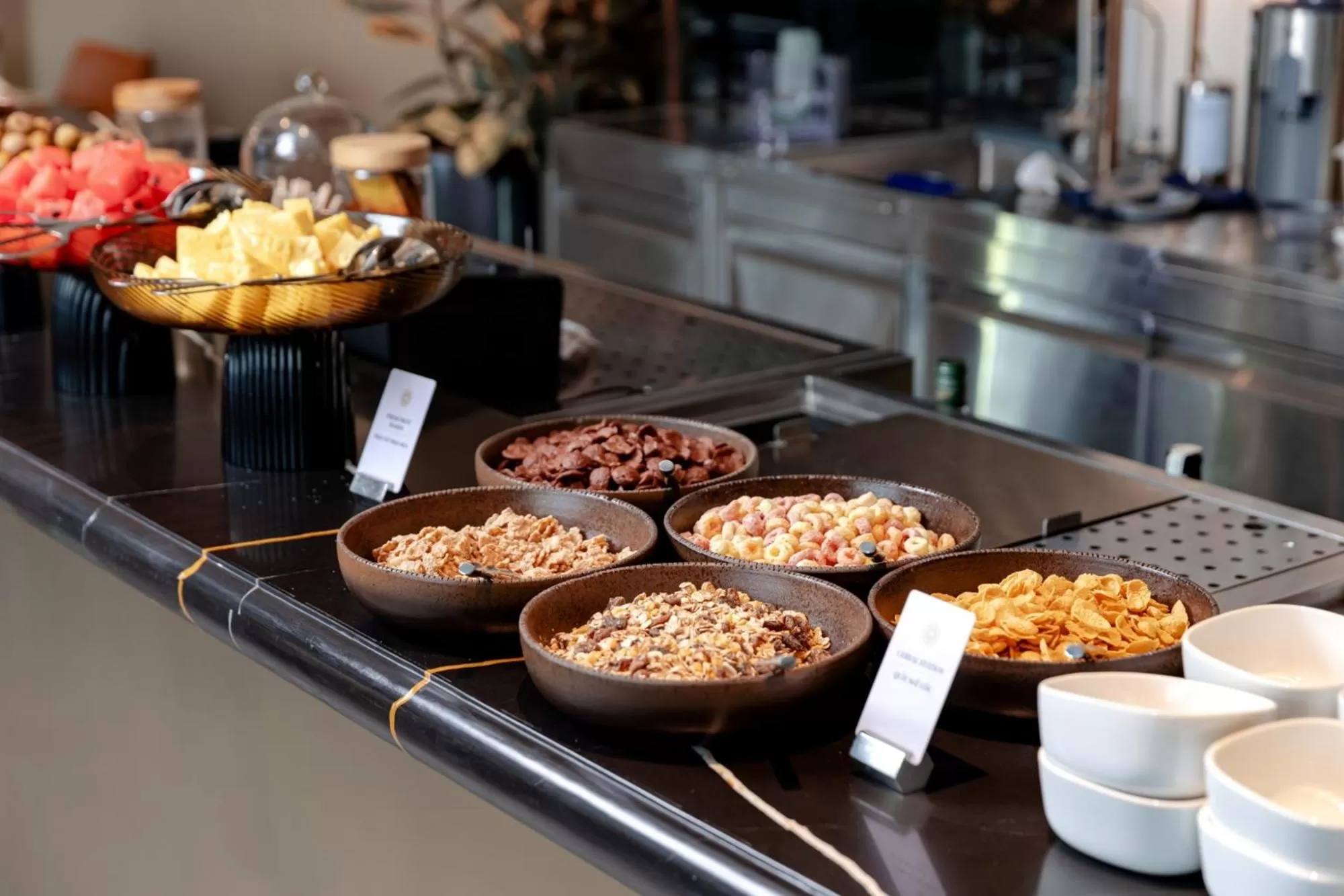 Restaurant/places to eat in La Siesta Classic Hang Thung