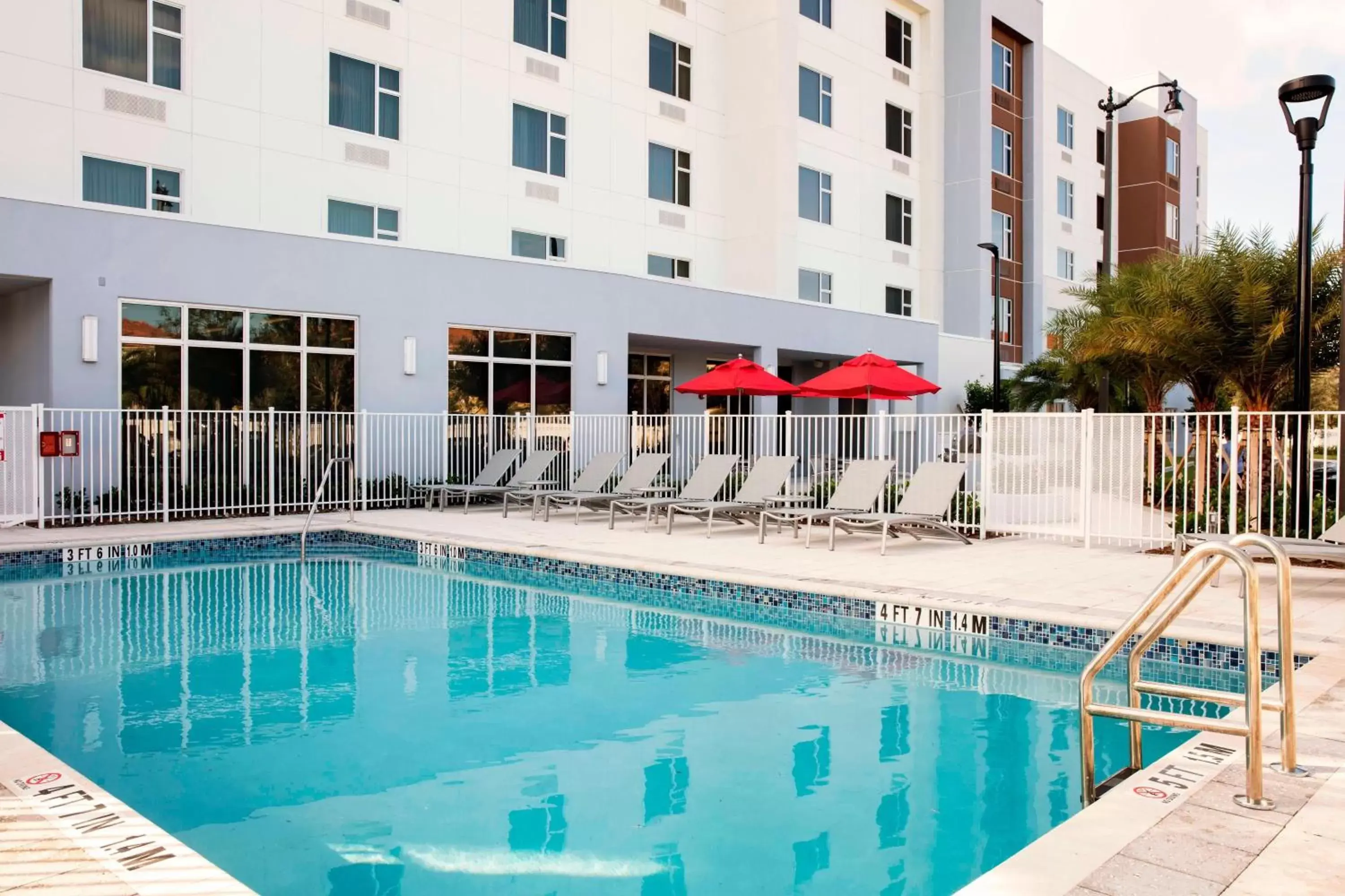 Swimming Pool in TownePlace Suites by Marriott Miami Homestead