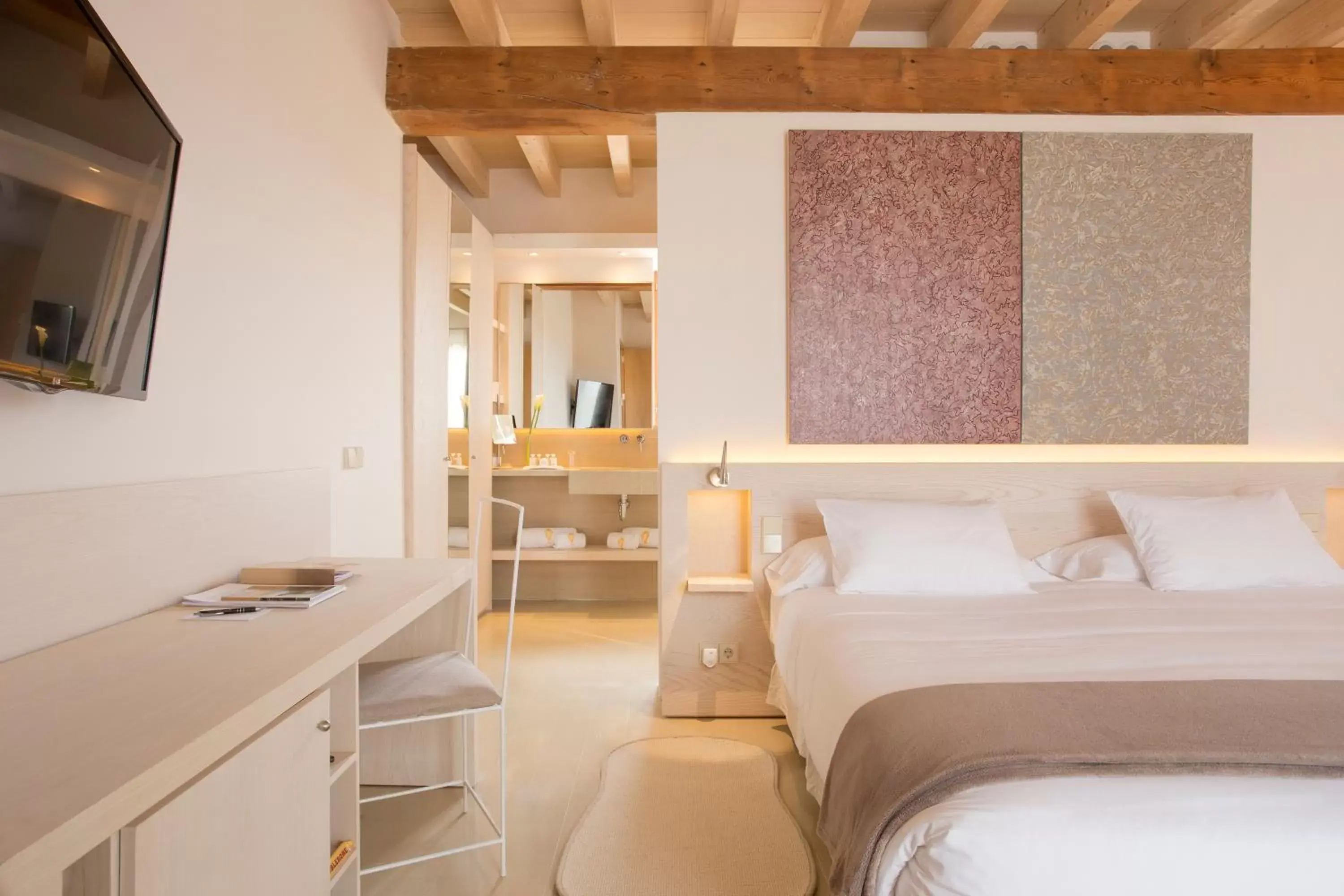 Bed in Fontsanta Hotel Thermal & Spa - Adults Only Bed in Fontsanta Hotel Thermal & Spa - Adults Only