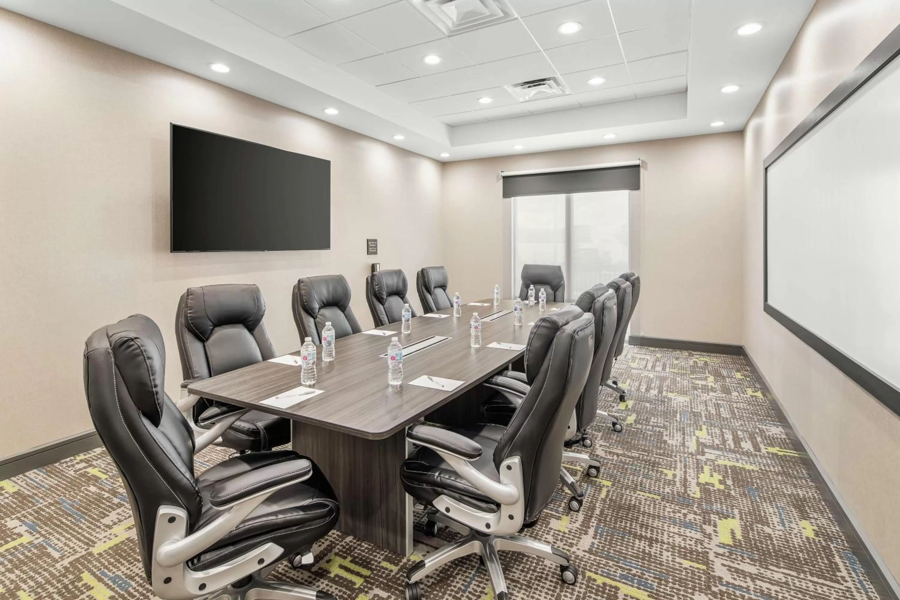 Meeting/conference room in Hampton Inn Odessa Trinity