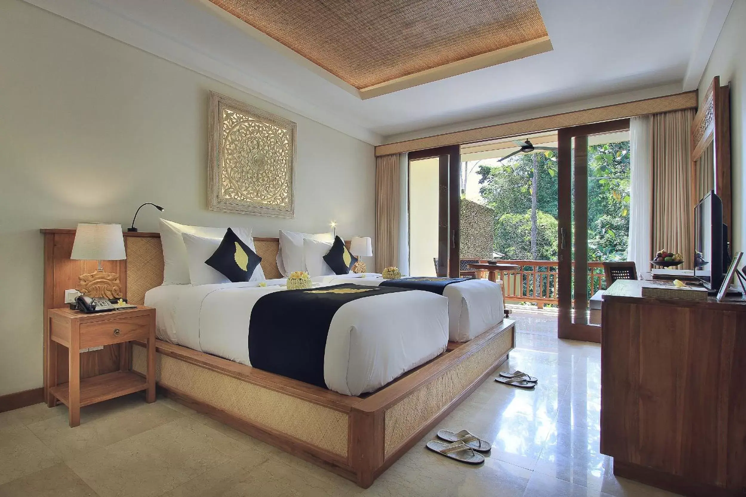 Valley Twin Room in The Sankara Suites and Villas by Pramana