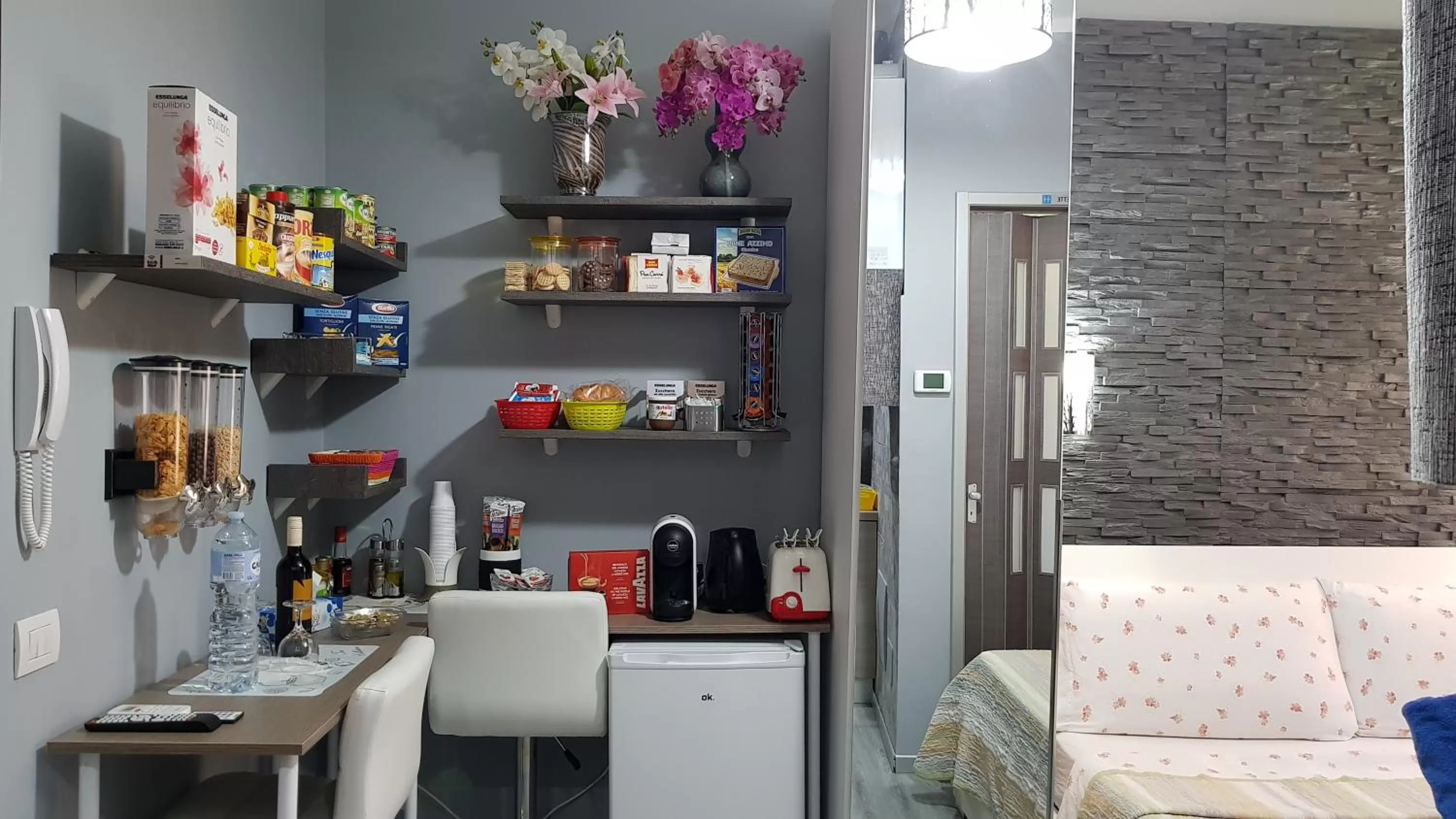 Food and drinks in Inna Best House