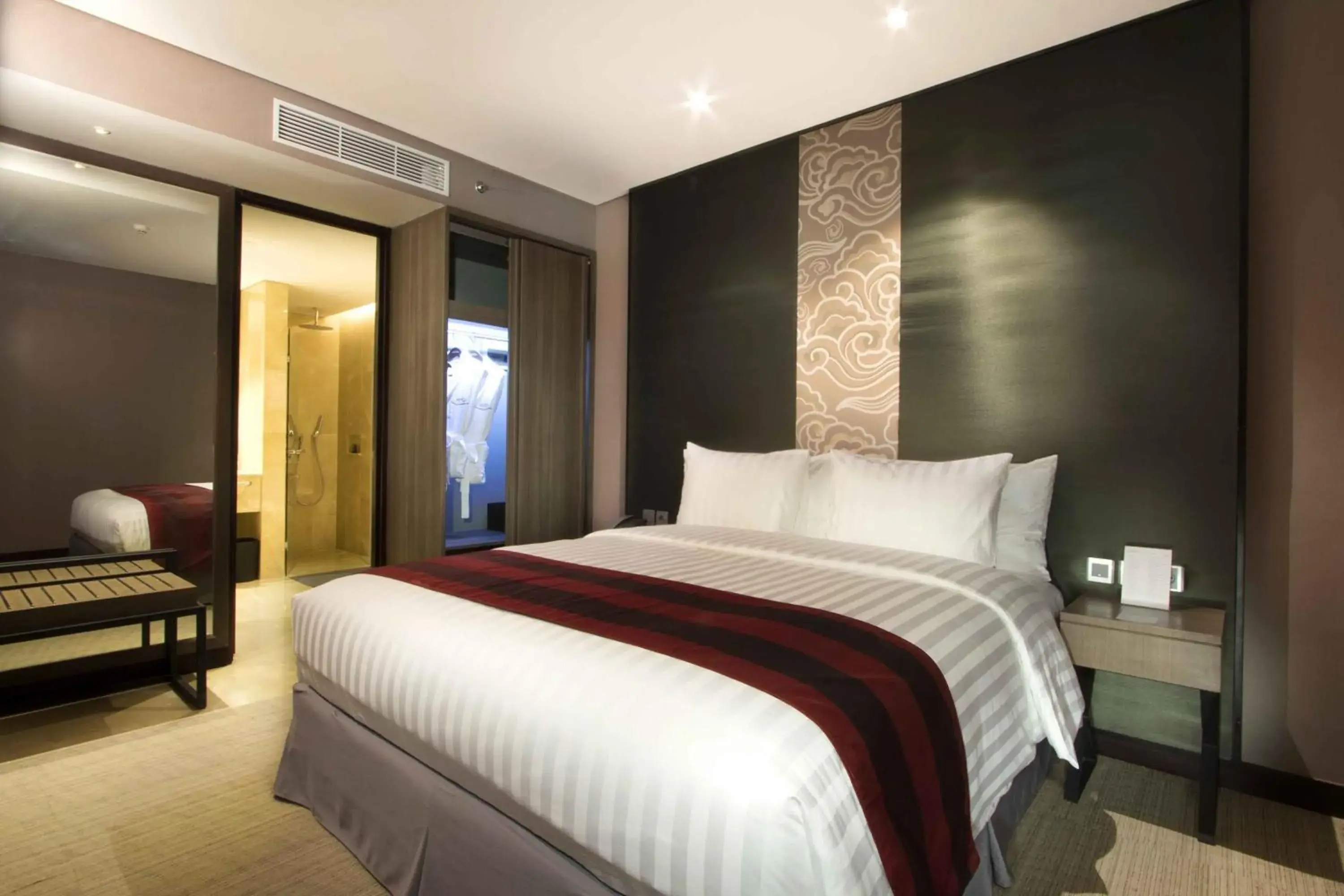 Bedroom, Bed in Aston Priority Simatupang Hotel and Conference Center Bedroom, Bed in Aston Priority Simatupang Hotel and Conference Center