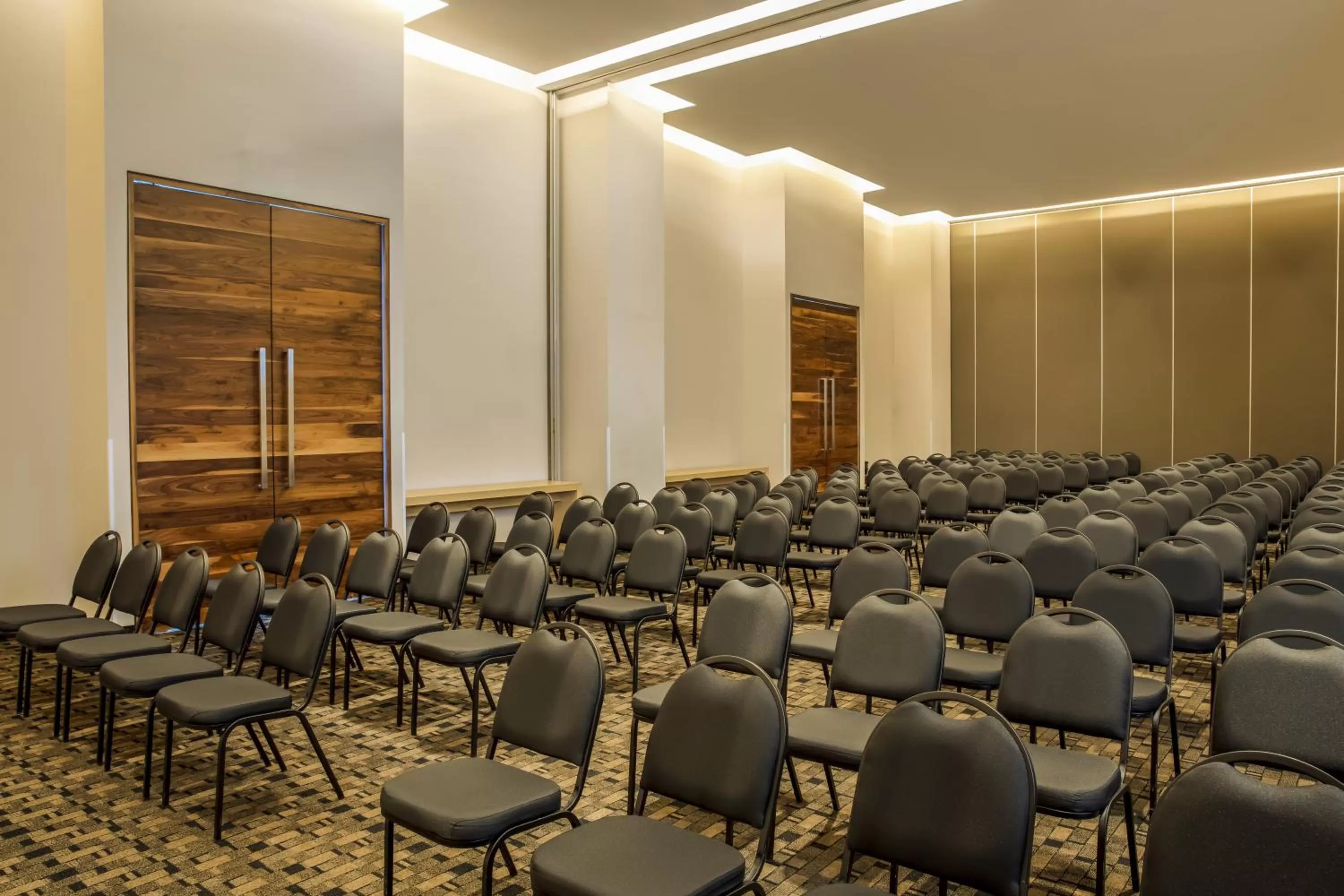 Meeting/conference room in Fiesta Inn Aguascalientes Patio