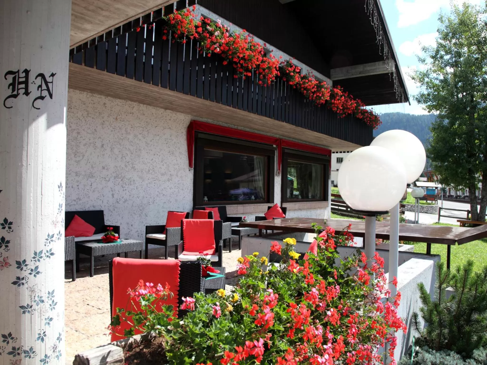 Facade/entrance in Hotel Nigritella