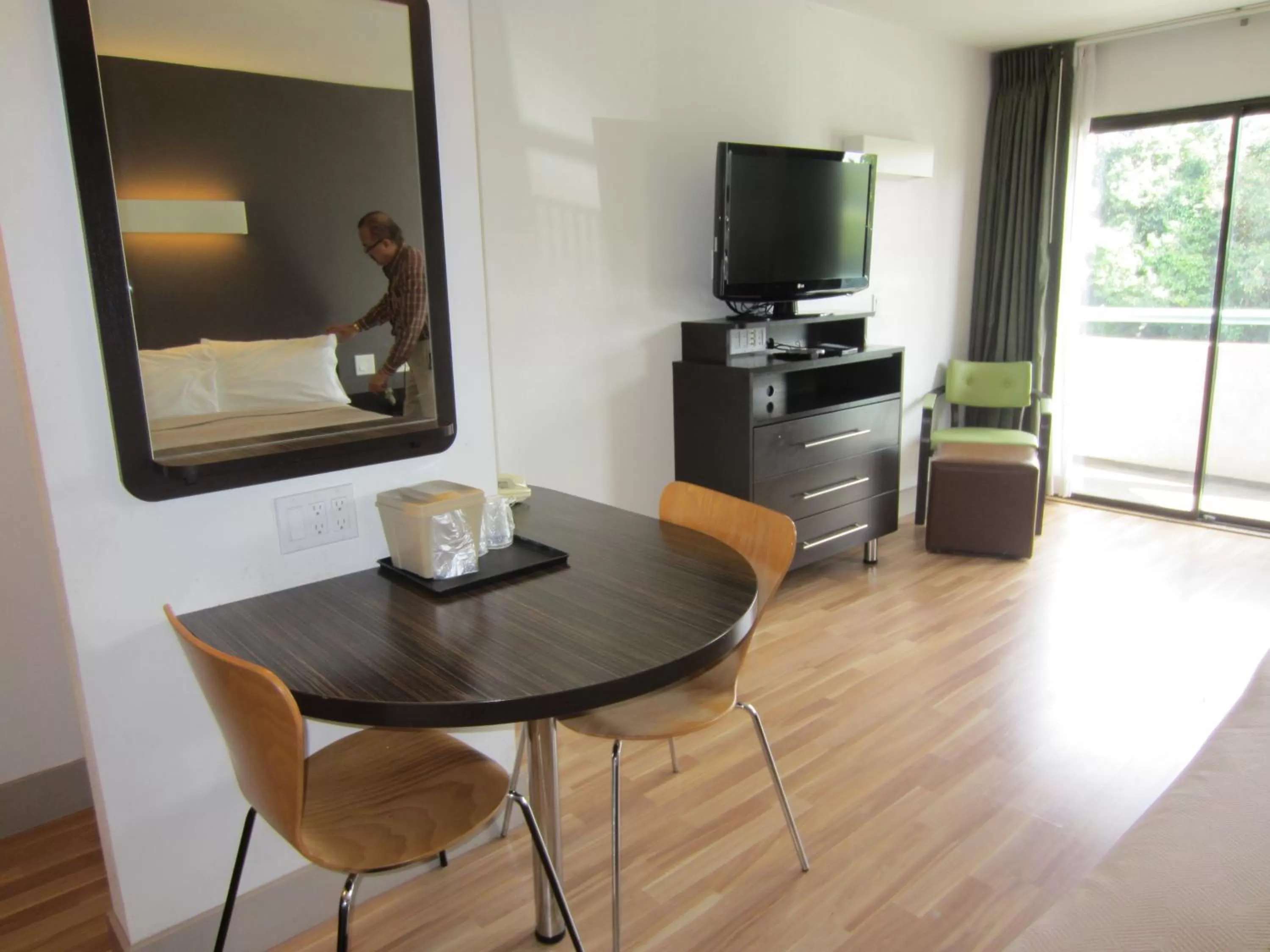 Day in Studio 6-Concord, CA