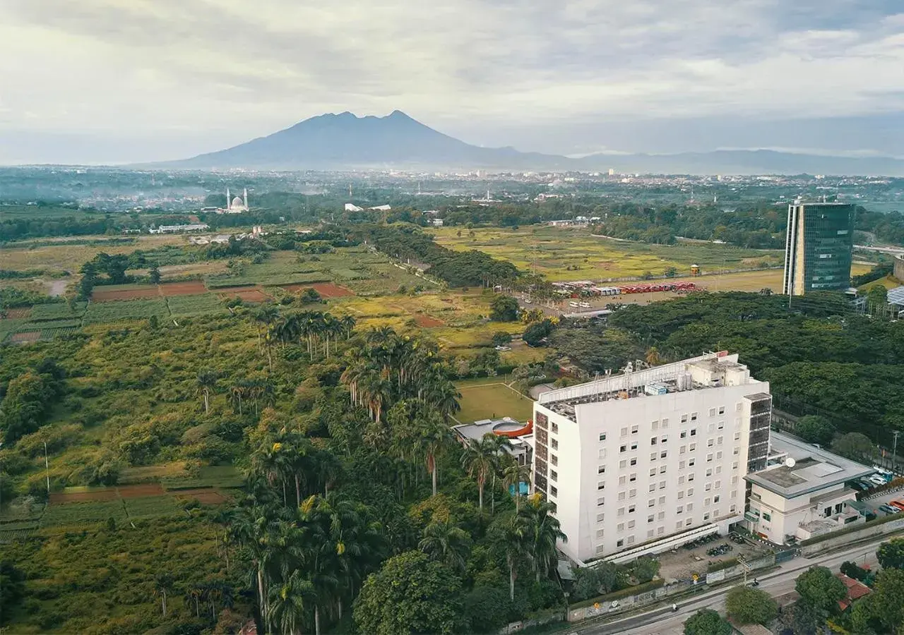 Bird's eye view, Bird's-eye View in Harris Hotel Sentul City Bogor