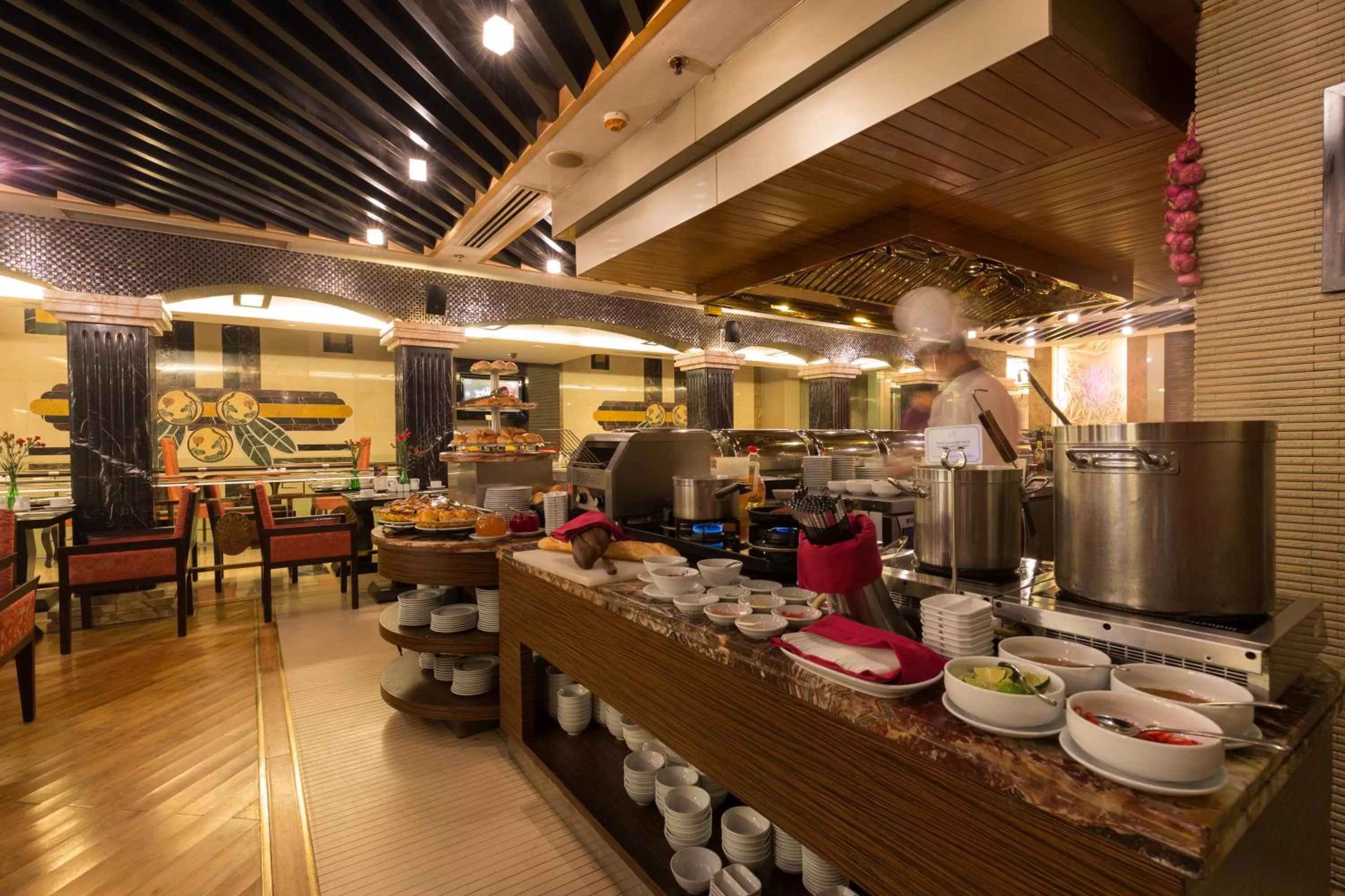 Restaurant/places to eat in Silk Path Hotel Hanoi