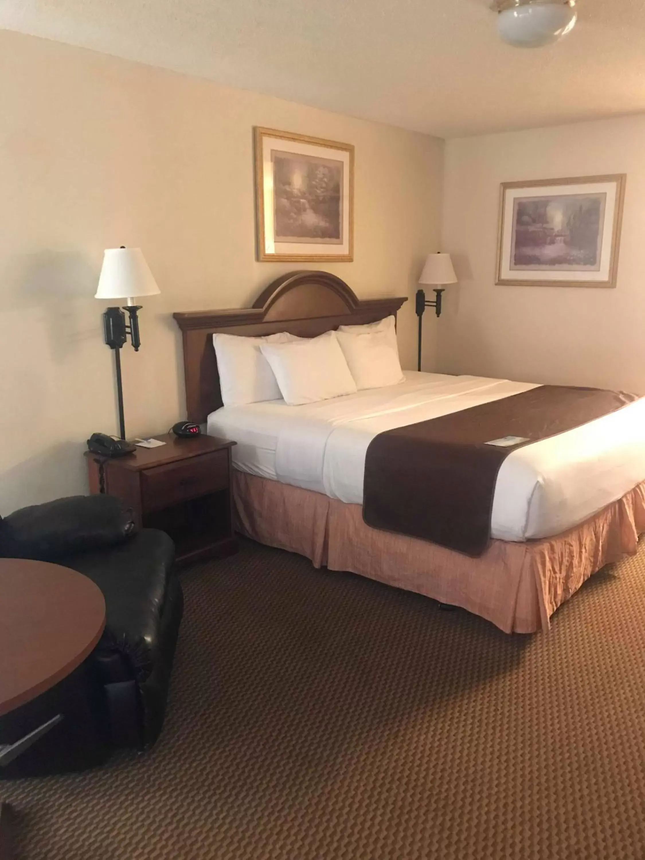 Bed in Days Inn by Wyndham Abilene