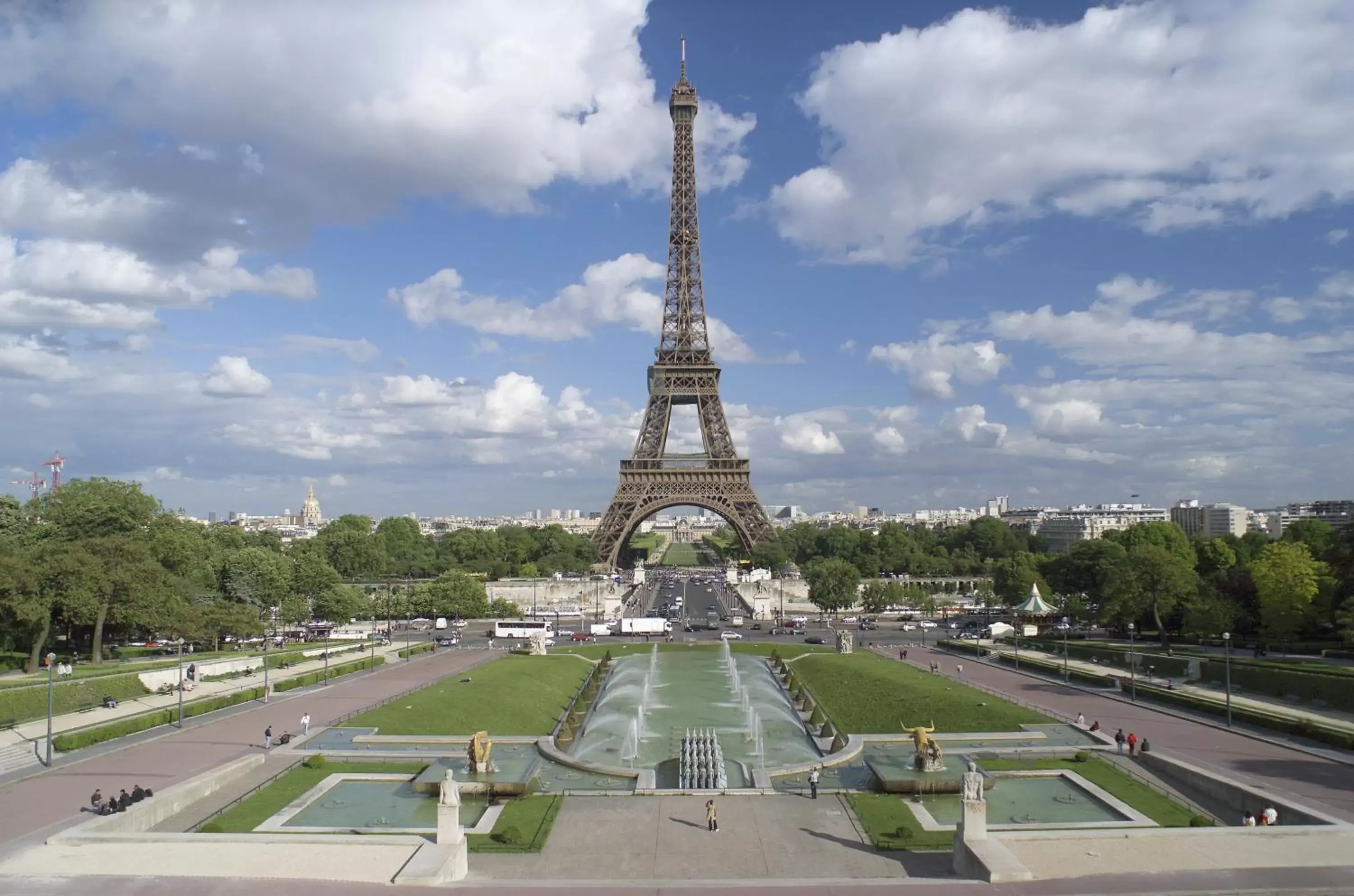 Nearby landmark in Ibis Paris Tour Eiffel Cambronne 15ème
