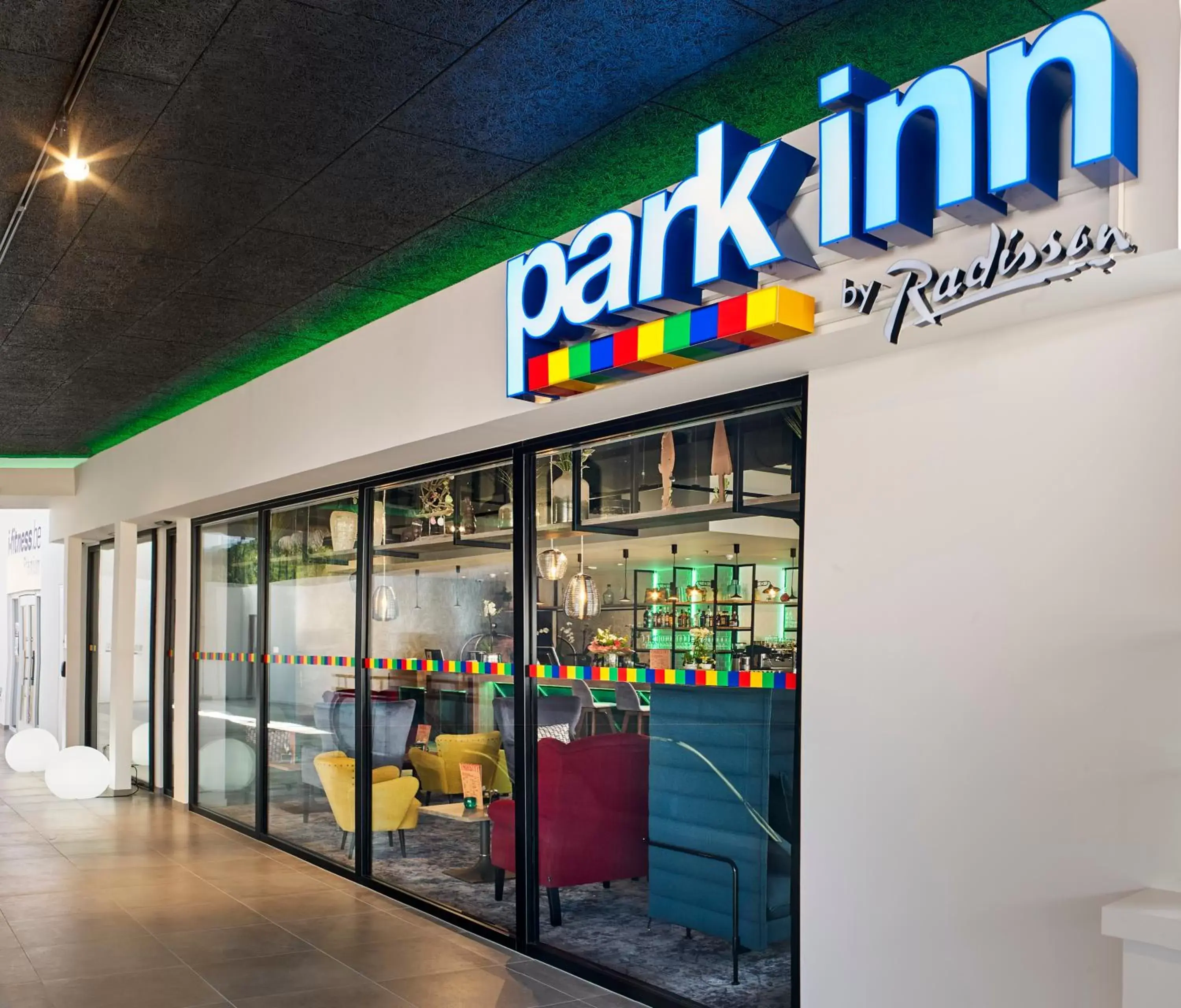 Facade/entrance in Park Inn By Radisson Hasselt