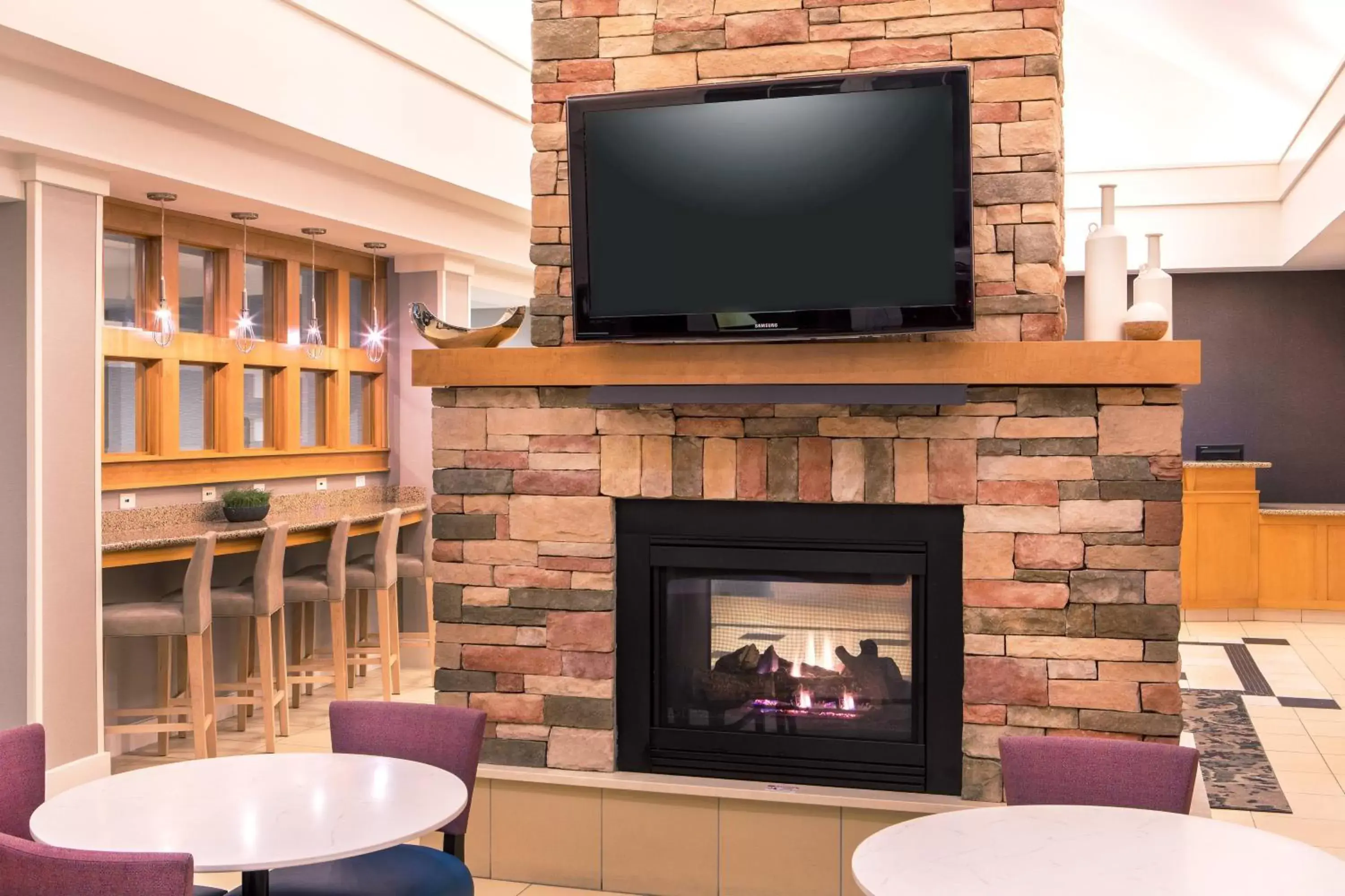 Lobby or reception, TV/Entertainment Center in Residence Inn by Marriott Yonkers Westchester County