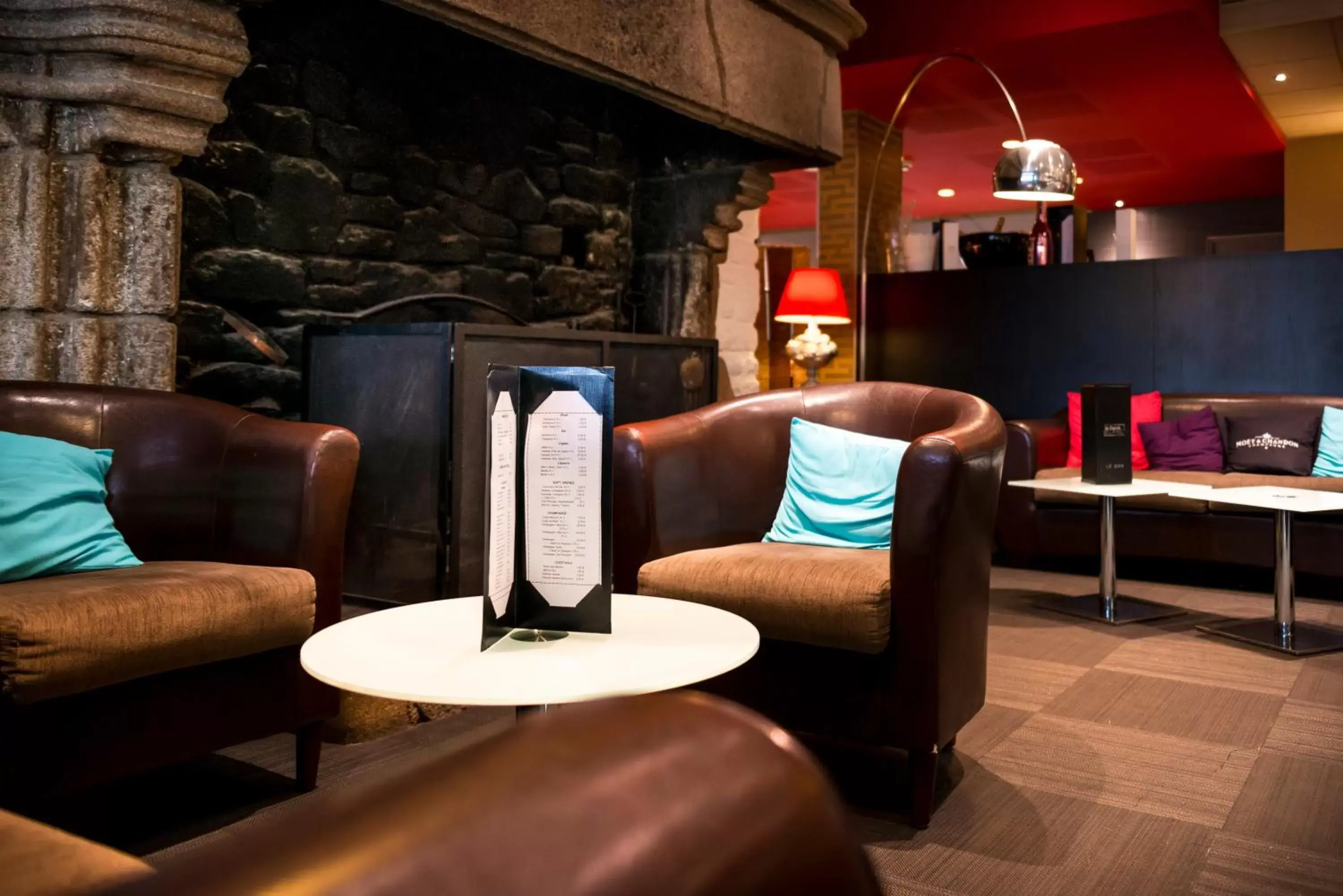 Lounge or bar, Seating Area in Brit Hotel Saint Brieuc
