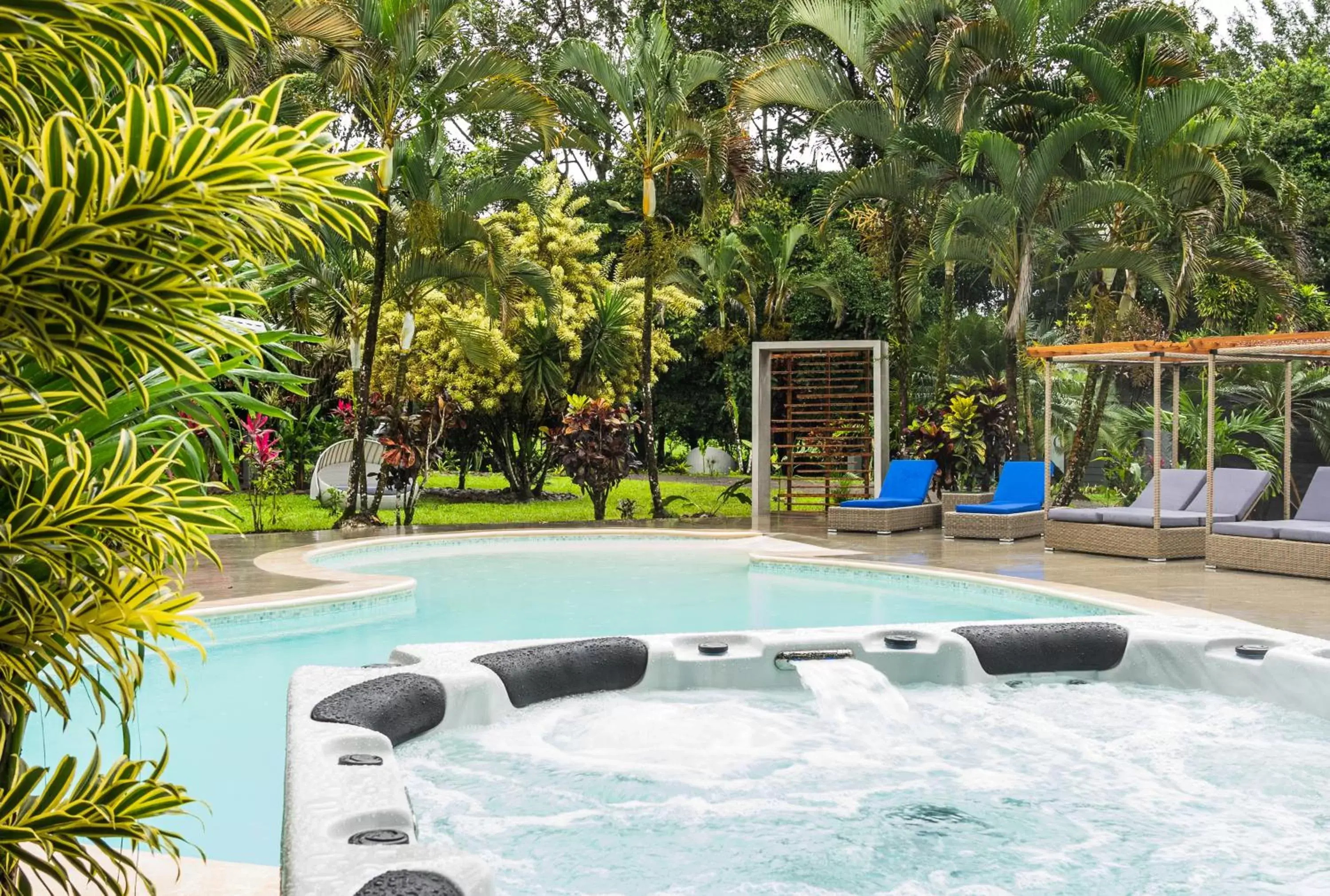 Swimming Pool in Noah's Forest Hotel by Tifakara