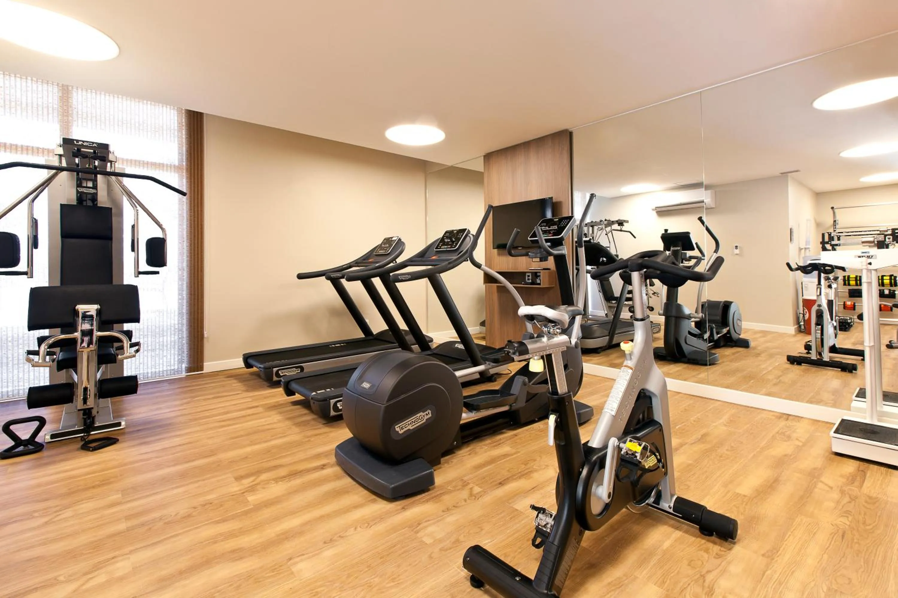 Fitness centre/facilities, Fitness Center/Facilities in eSuites Spa Lagoa Santa