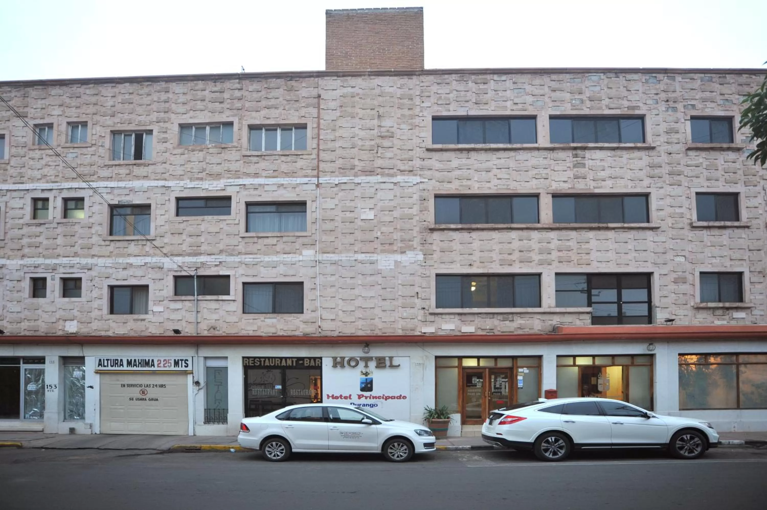 Property Building in Hotel del Principado Durango