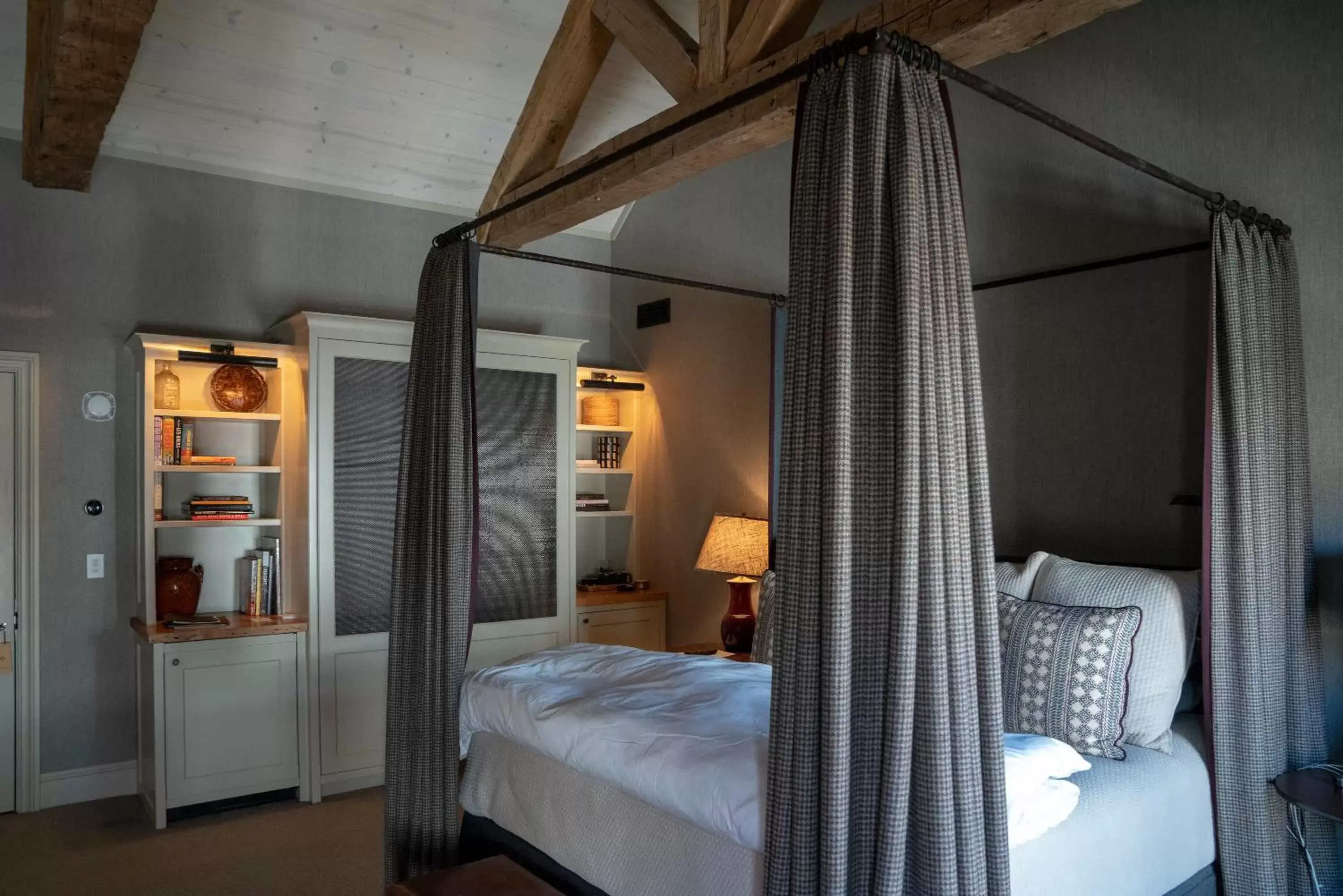 Bed in Public House Lofts Bed in Public House Lofts