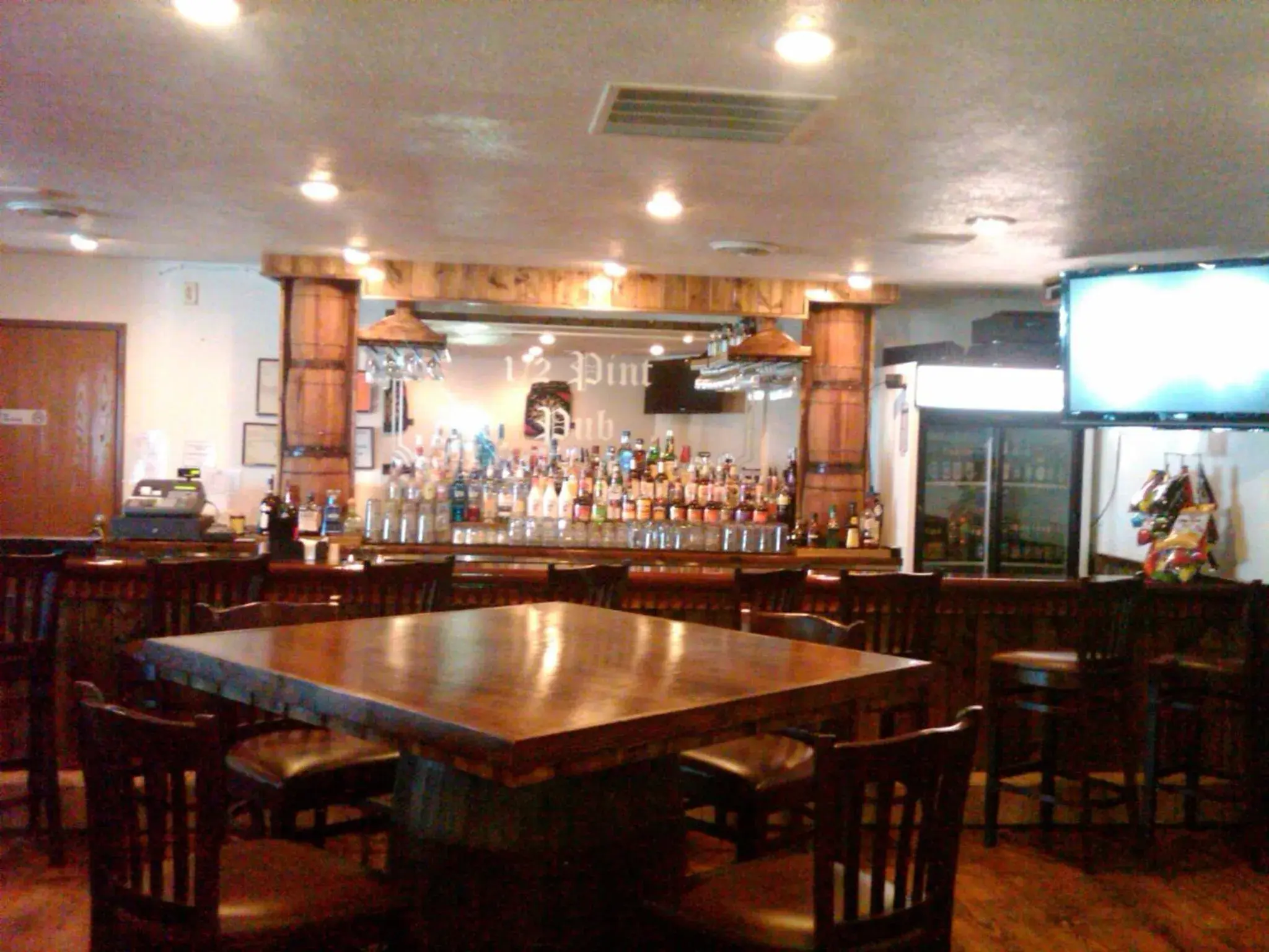 Lounge or bar, Lounge/Bar in Boarders Inn & Suites by Cobblestone Hotels - Munising