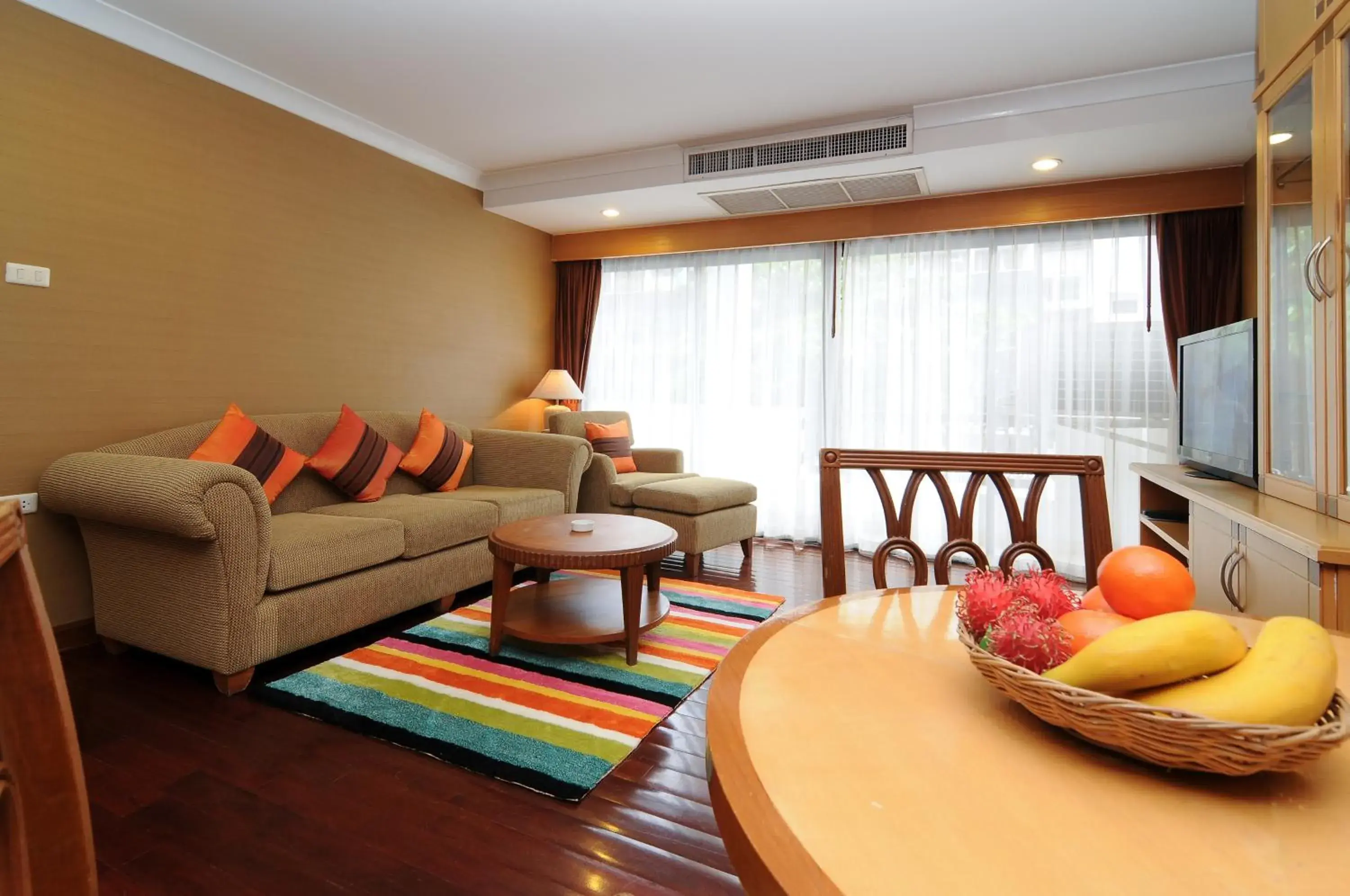 Living room in Admiral Suites Bangkok