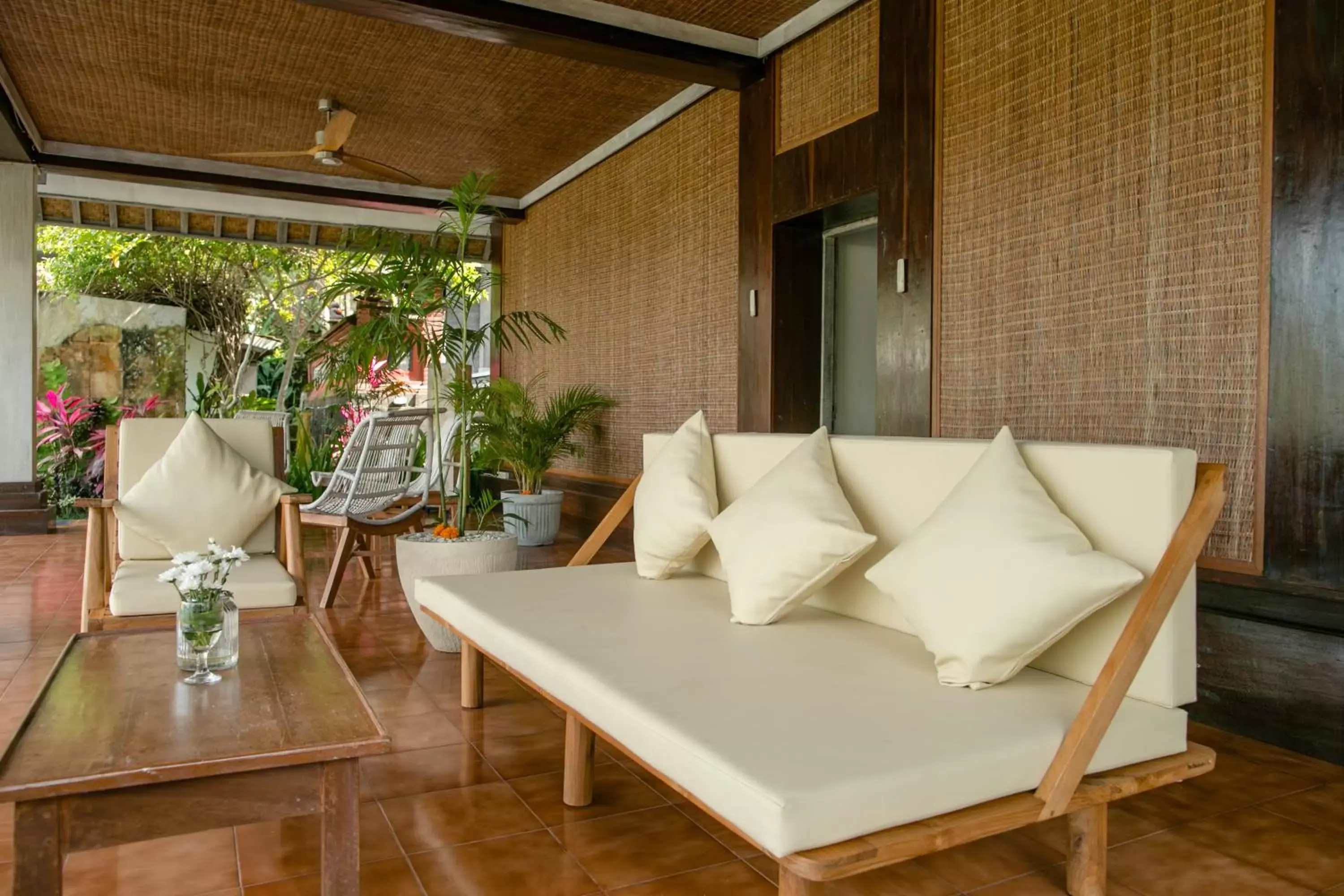 Seating Area in B Saya Villas