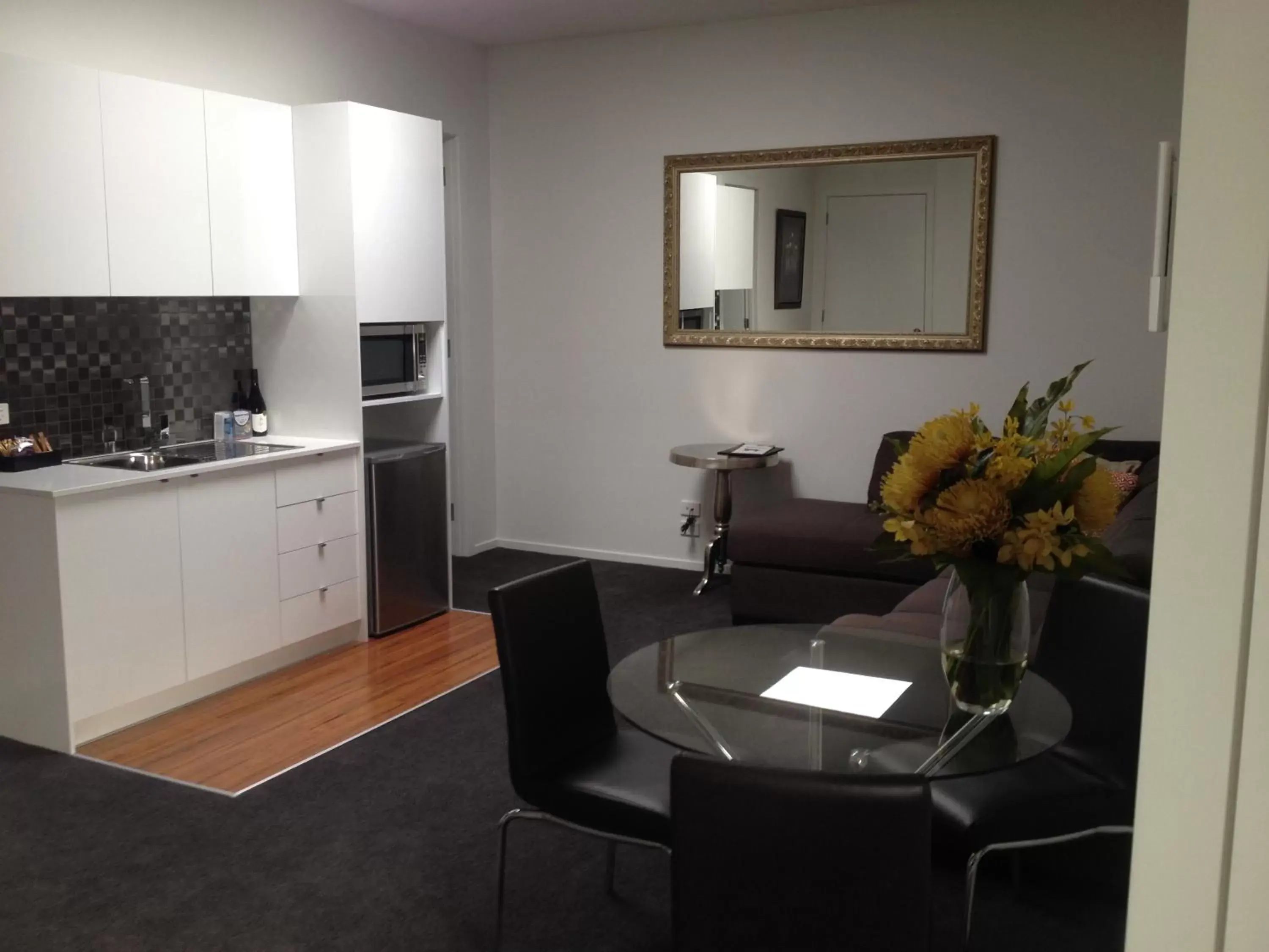 Two-Bedroom Apartment - No.11B in Ballarat Premier Apartments Two-Bedroom Apartment - No.11B in Ballarat Premier Apartments