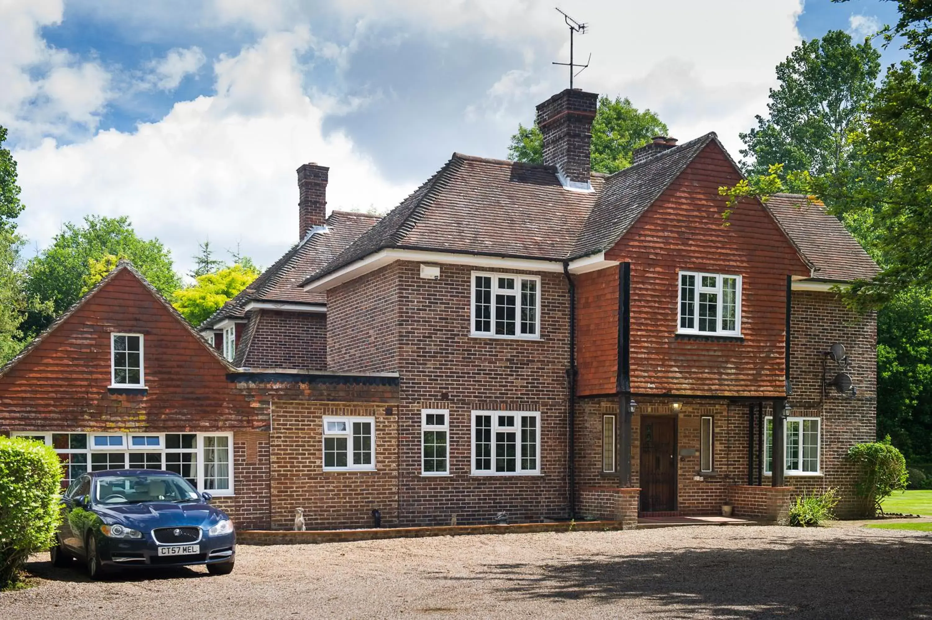 Facade/entrance, Property Building in Claverton Hotel