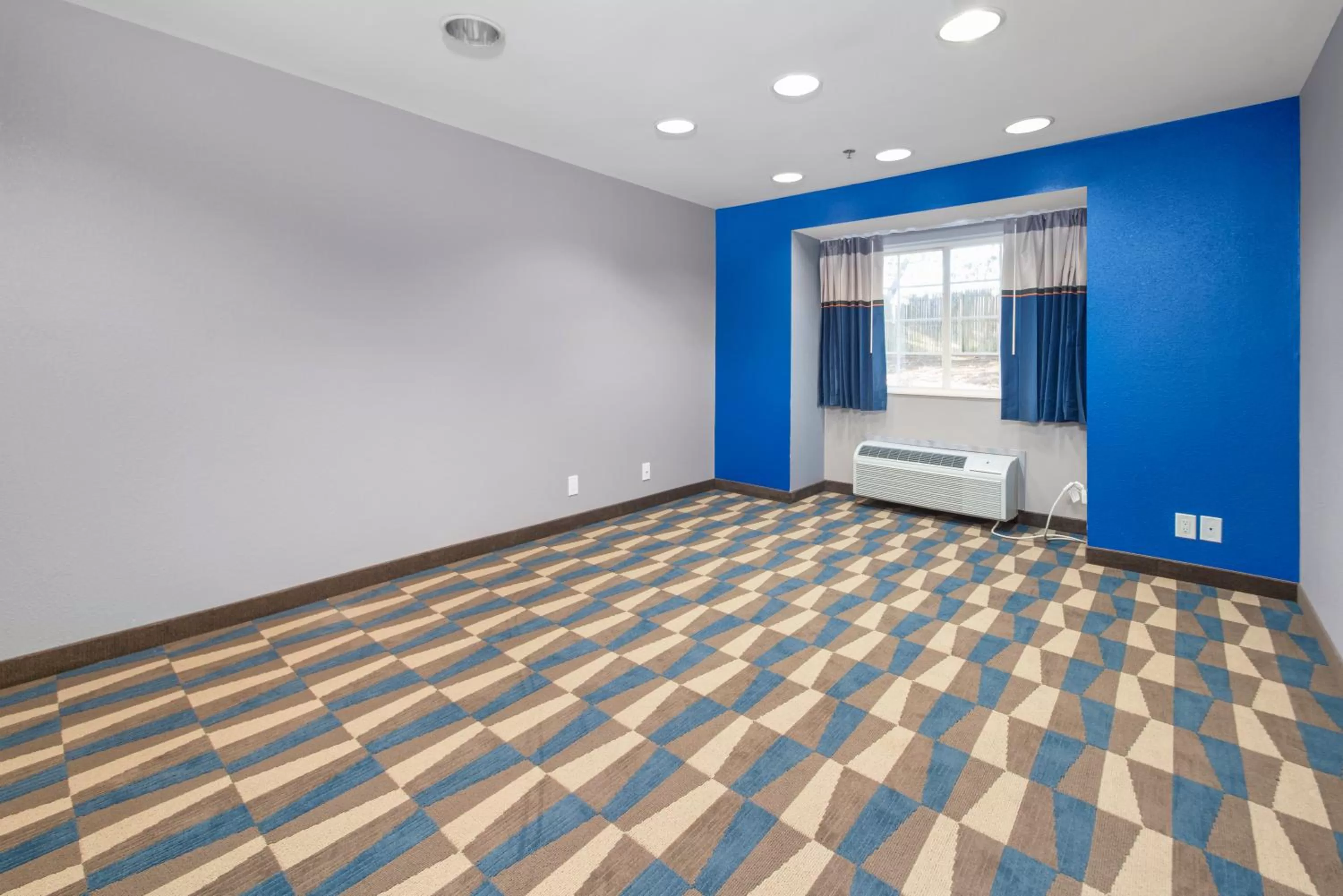 Banquet/Function facilities, Bed in Microtel Inn & Suites by Wyndham Bethel/Danbury