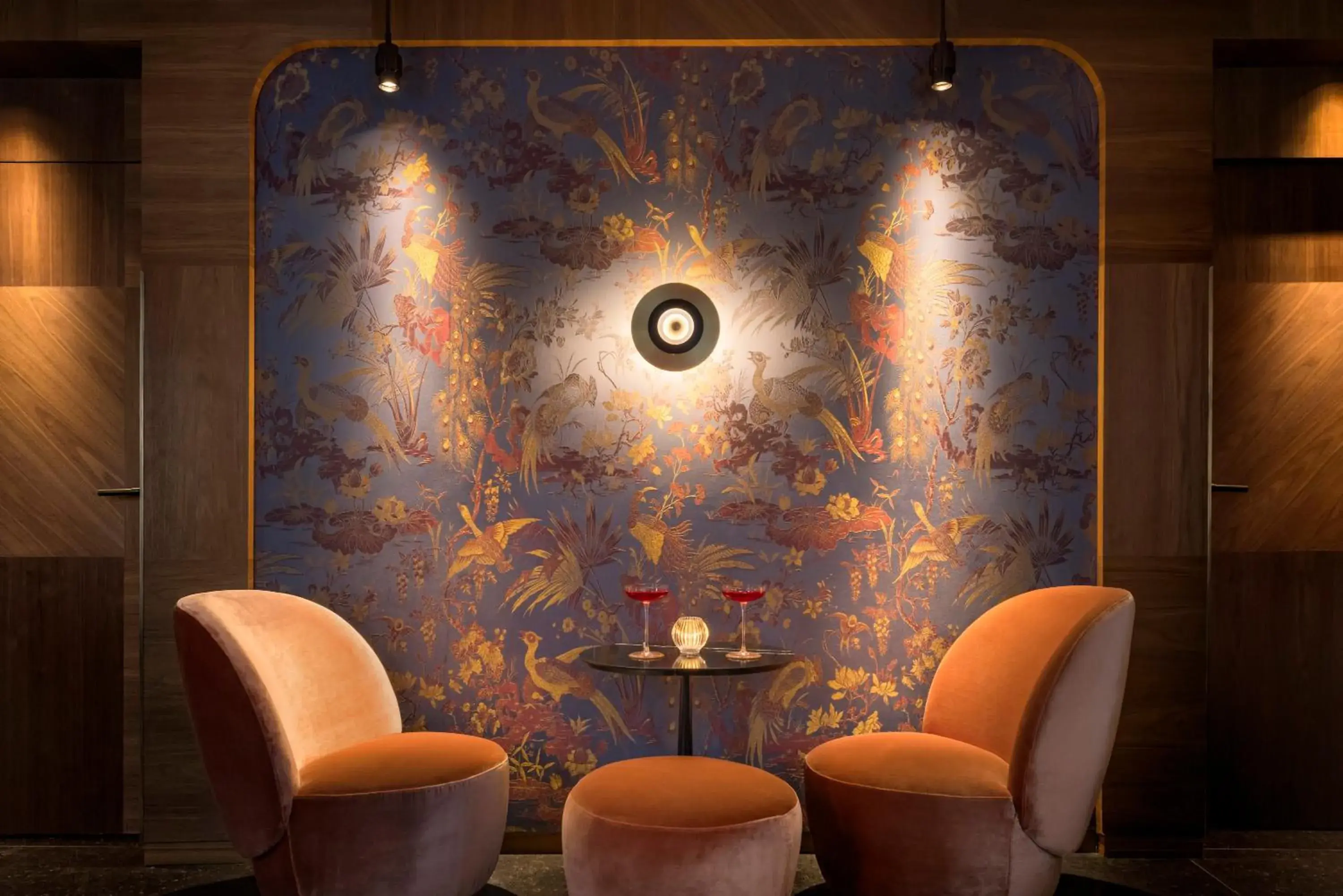 Lounge or bar, Seating Area in Pavillon Faubourg Saint-Germain & Spa