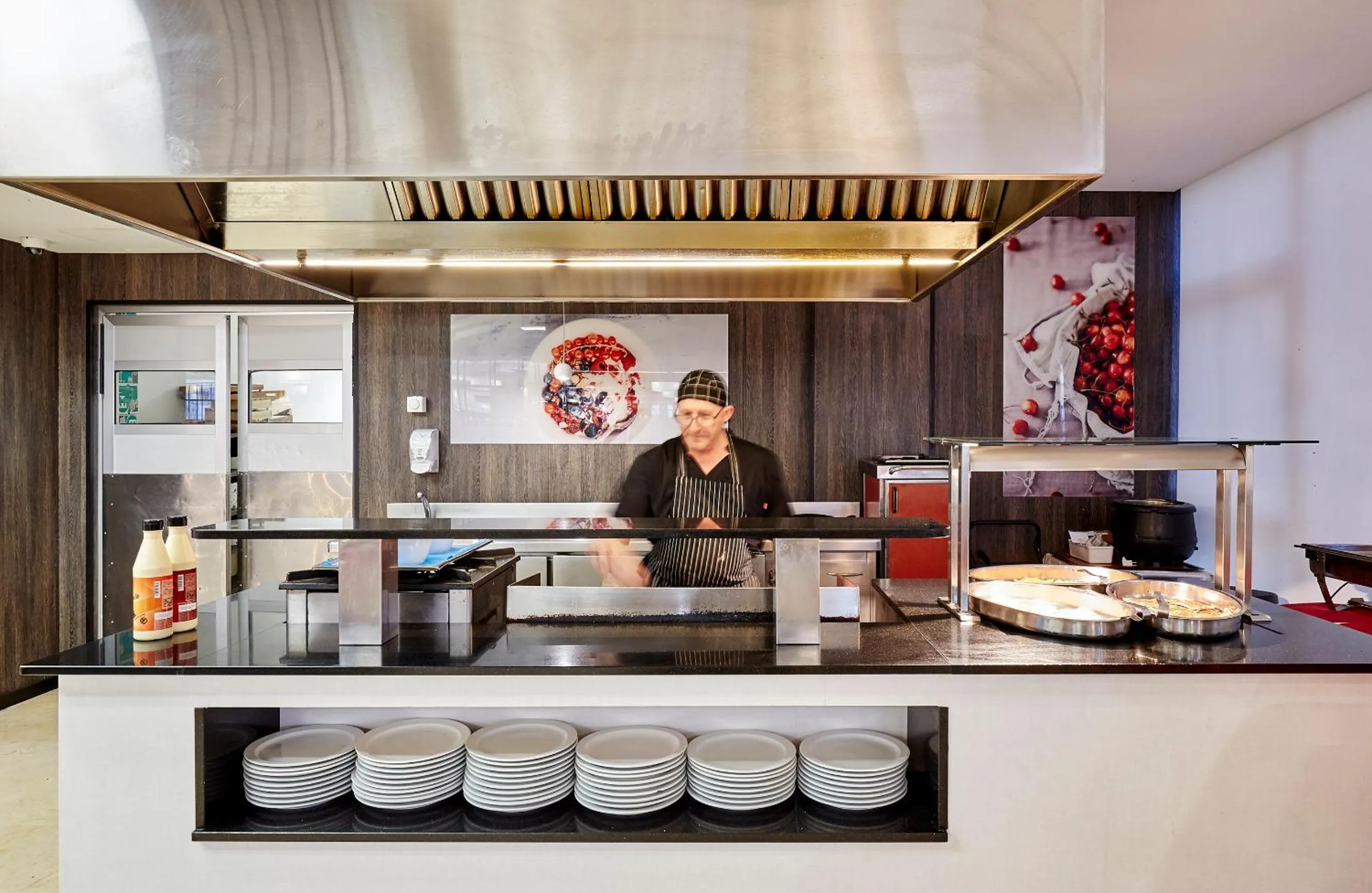 Restaurant/places to eat in Hotel Surf Mar