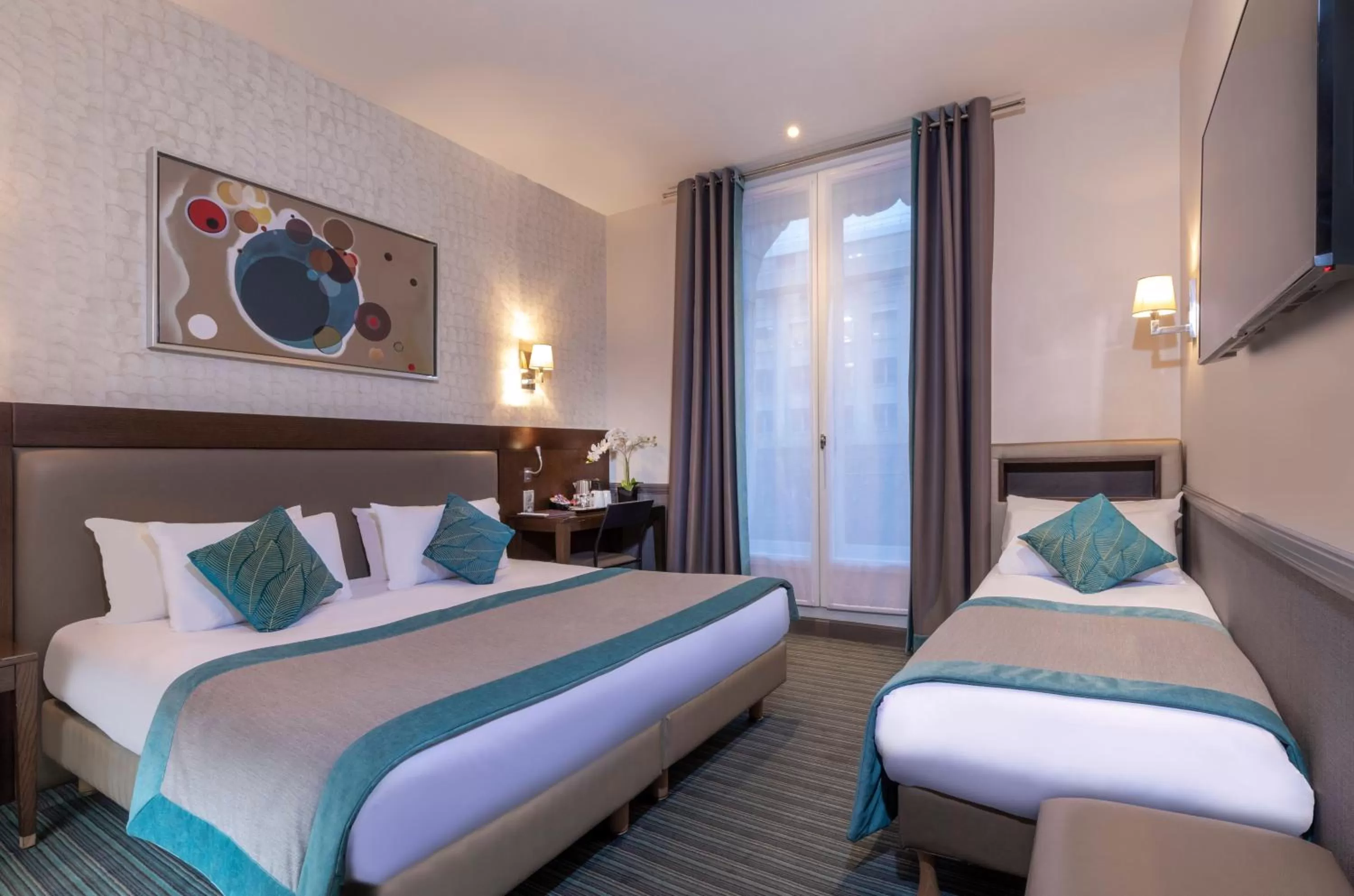 Bed in Elysées Ceramic