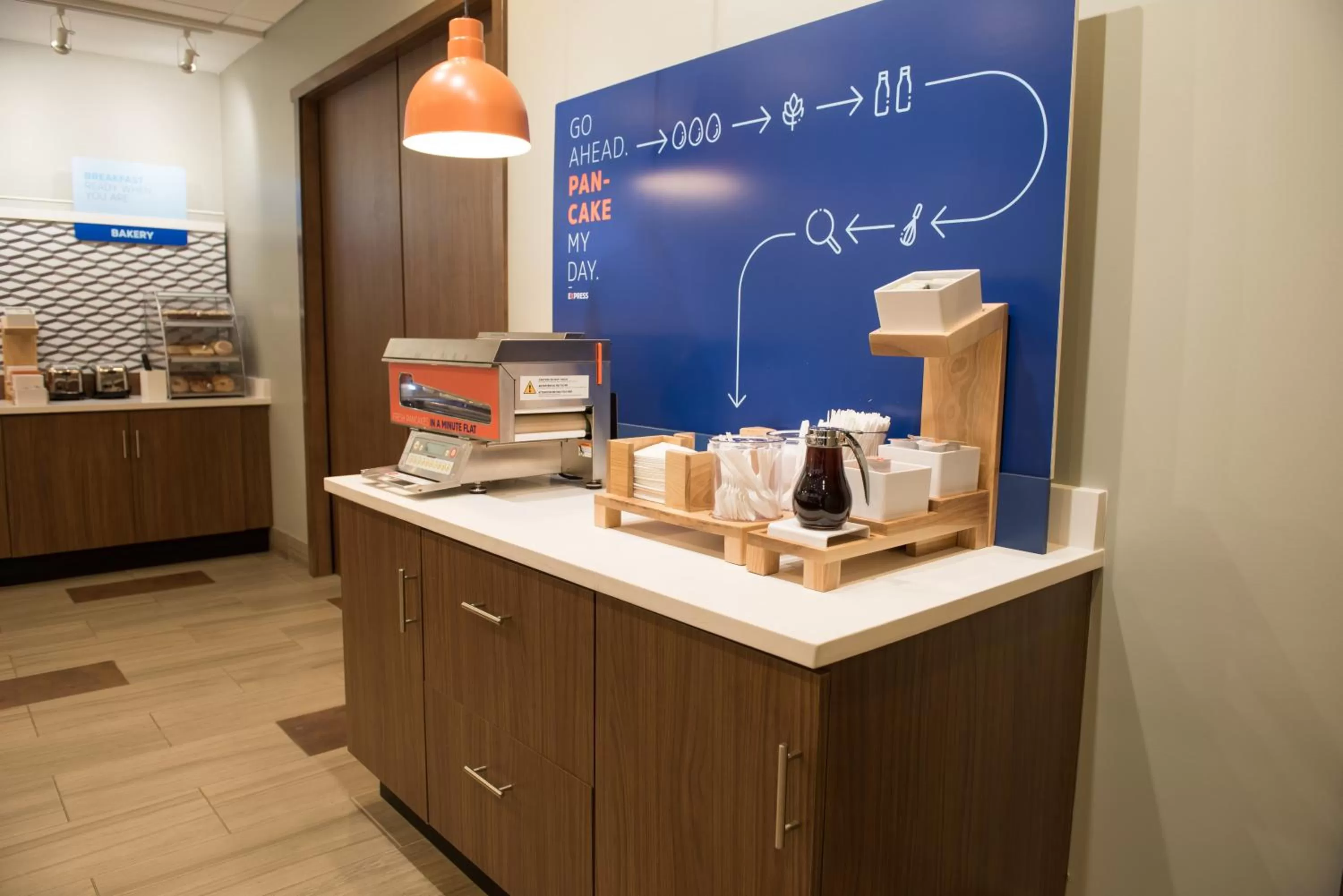 Breakfast in Holiday Inn Express & Suites - Orland Park Mokena by IHG