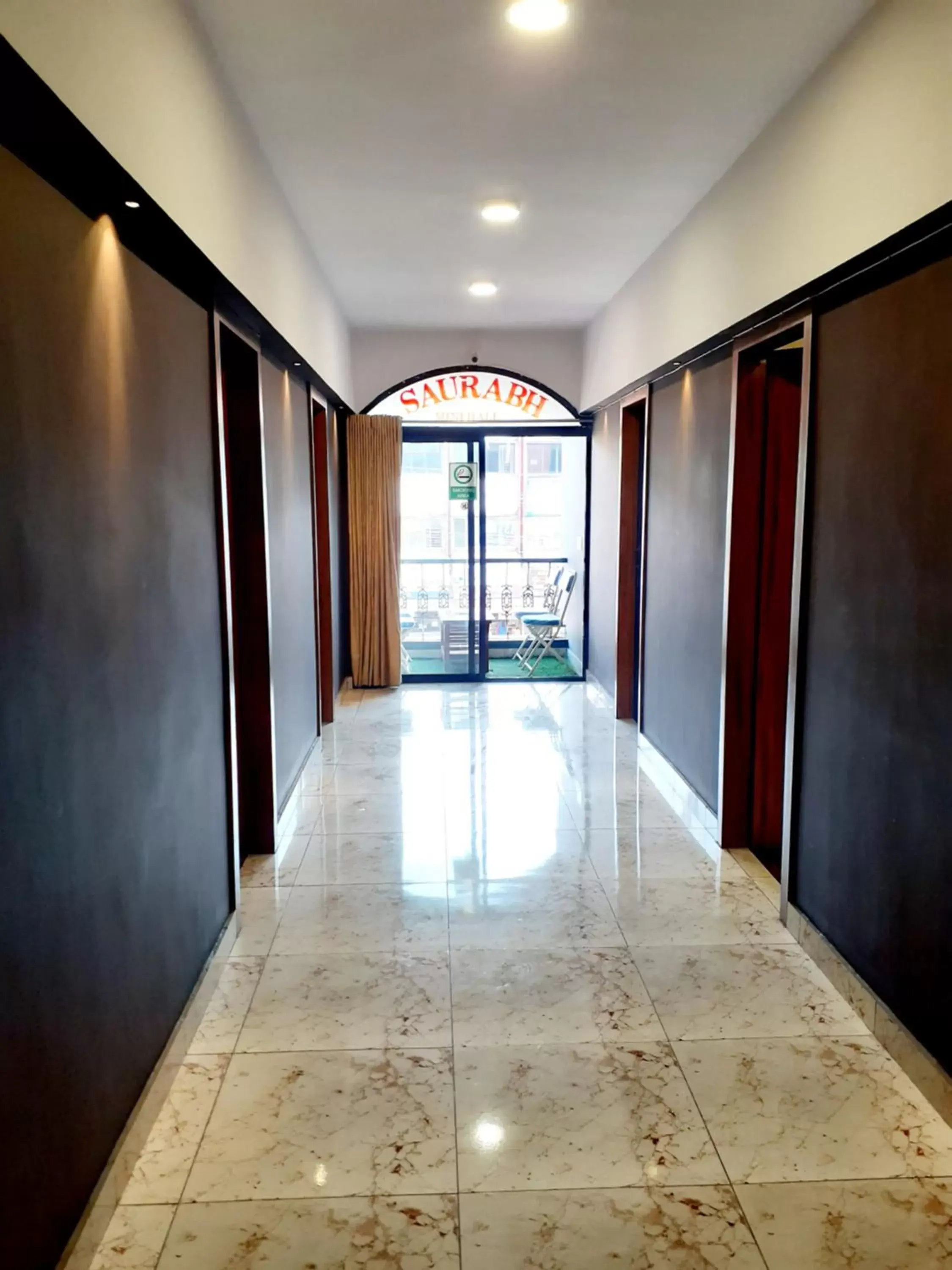 Property building in Hotel Madery Property building in Hotel Madery