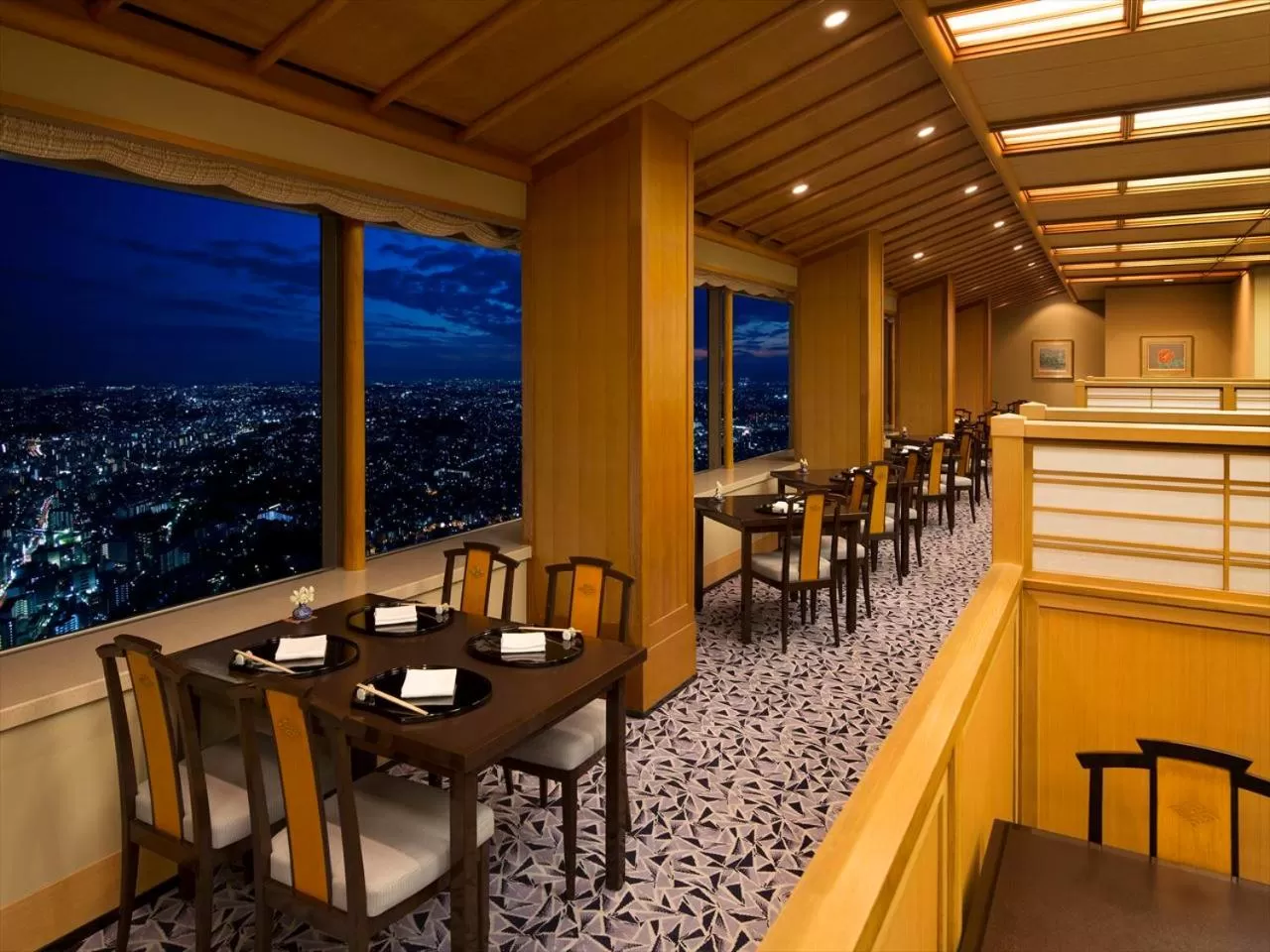 Restaurant/places to eat in Yokohama Royal Park Hotel