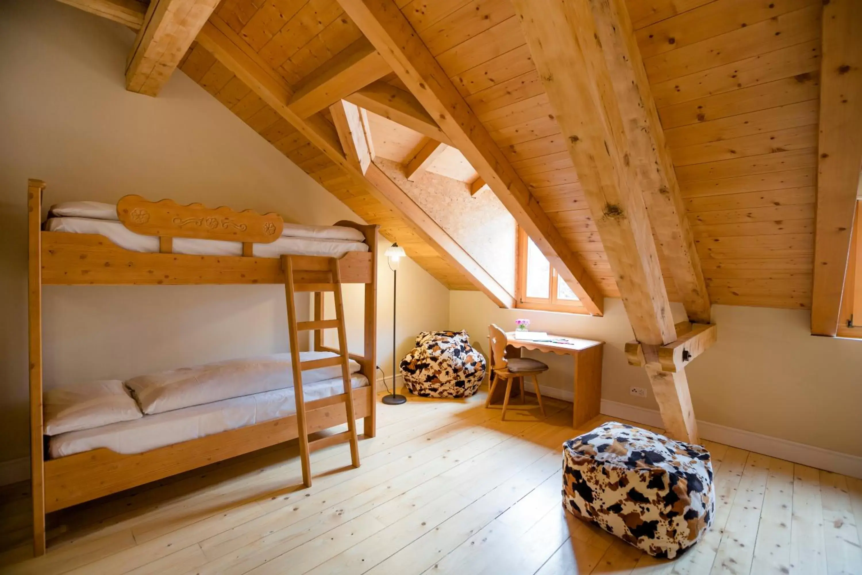 Bed, Bunk Bed in Hotel Bernina 1865