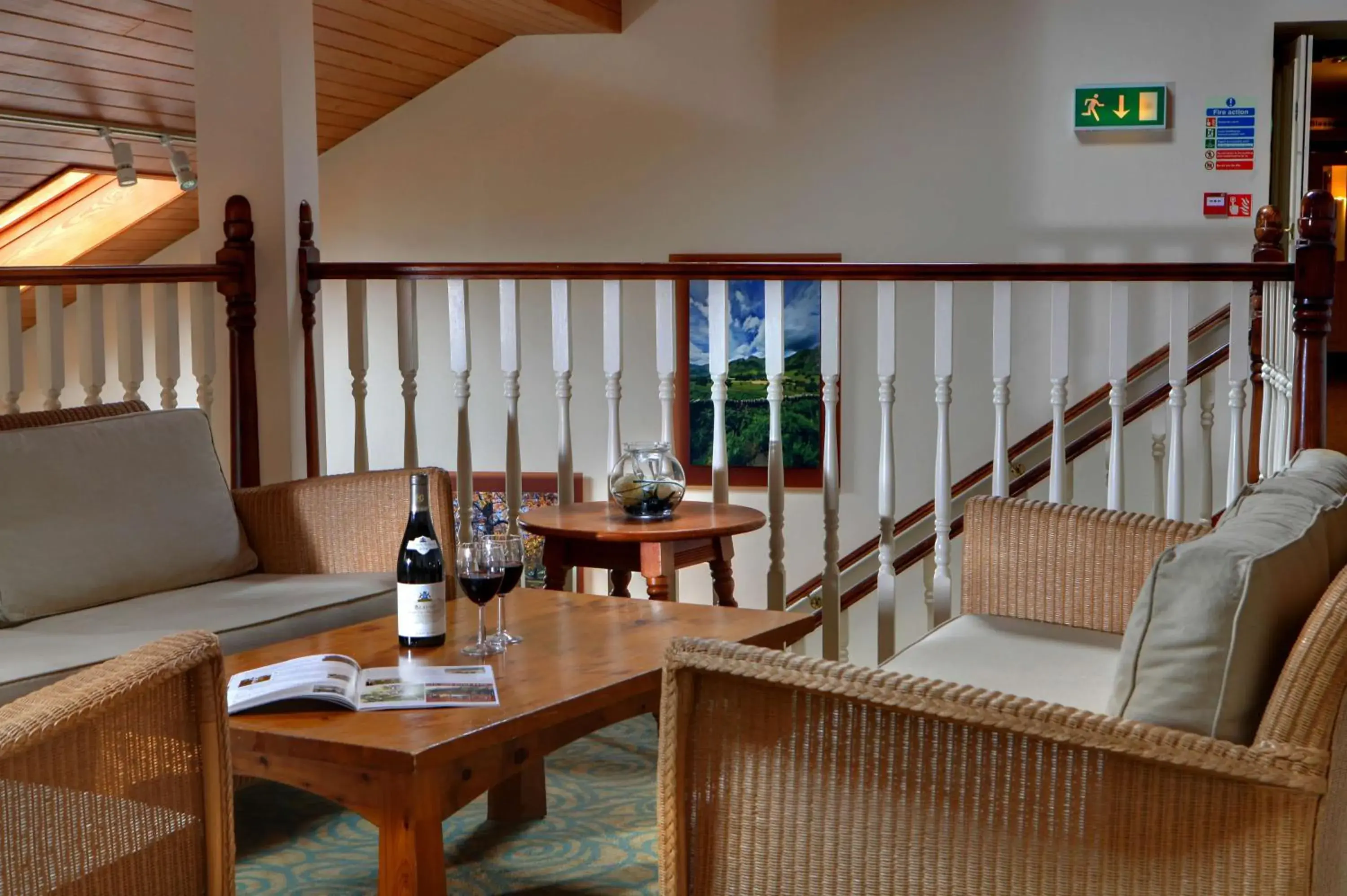 Lounge or bar, Seating Area in Best Western Preston Garstang Country Hotel and Golf Club