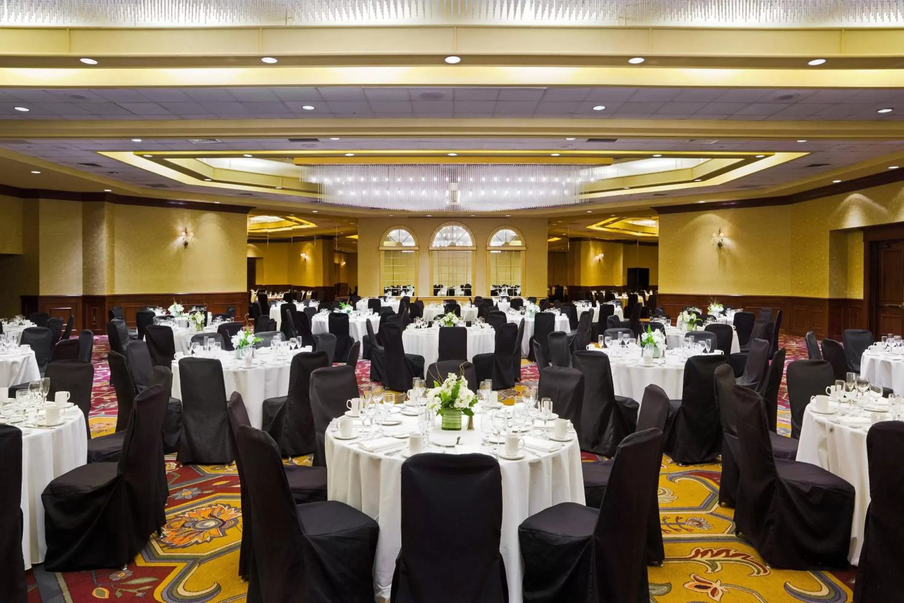 Meeting/conference room, Banquet Facilities in Sheraton Springfield Monarch Place Hotel