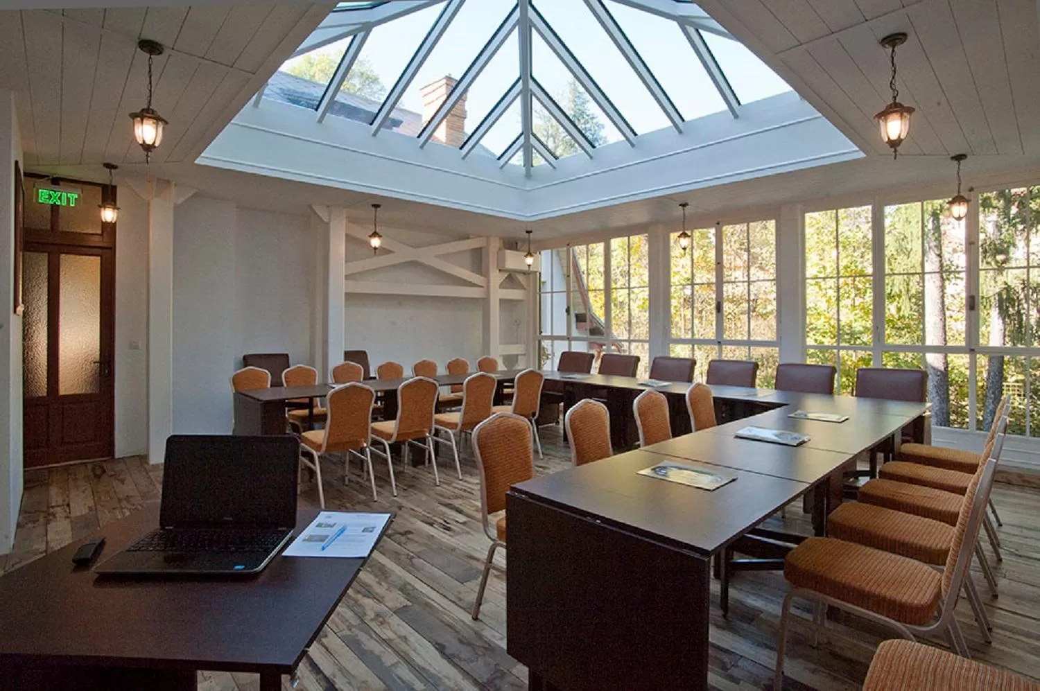 Meeting/conference room in Vila Camelia