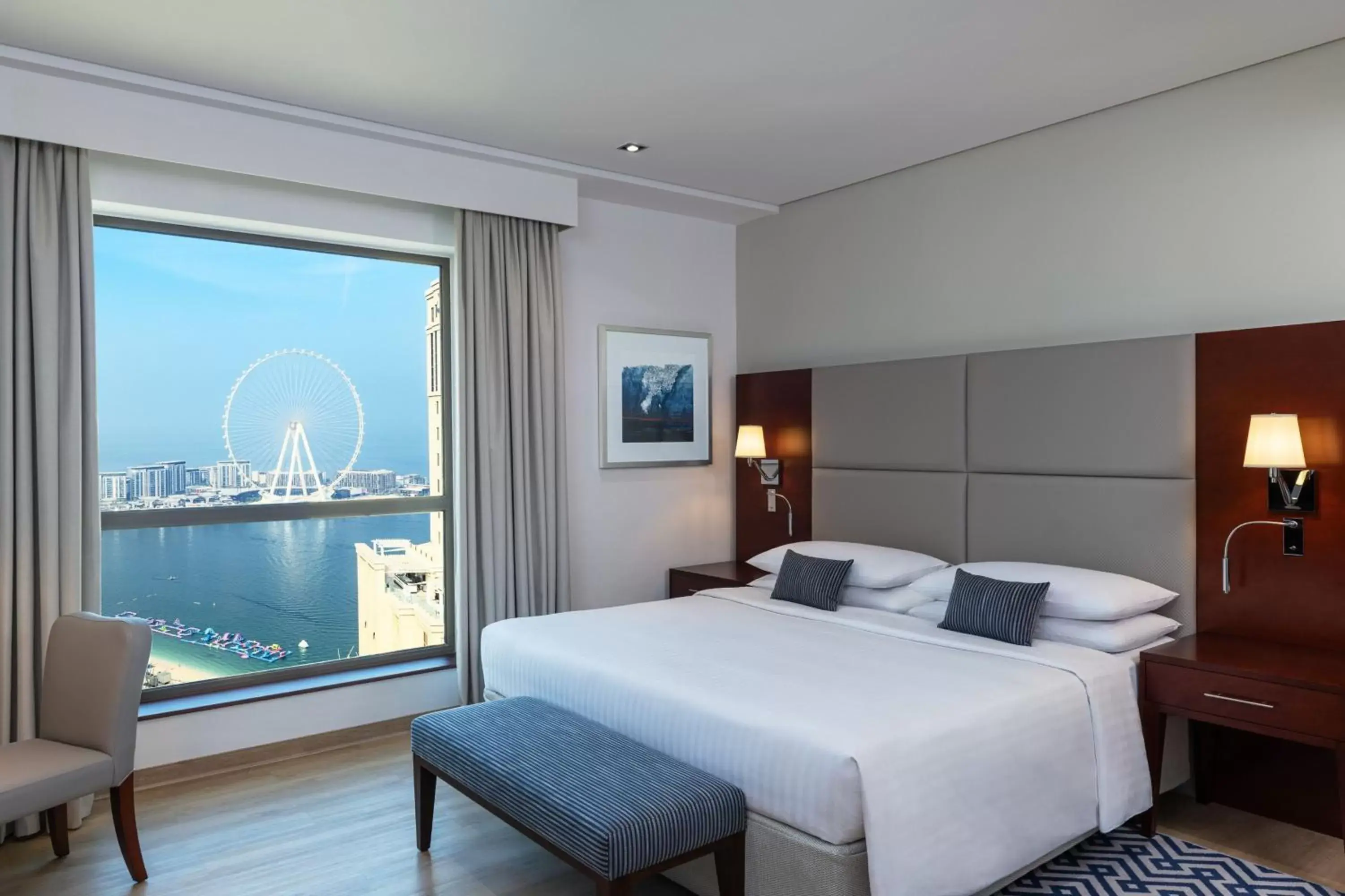 Bedroom, Bed in Delta Hotels by Marriott Jumeirah Beach, Dubai