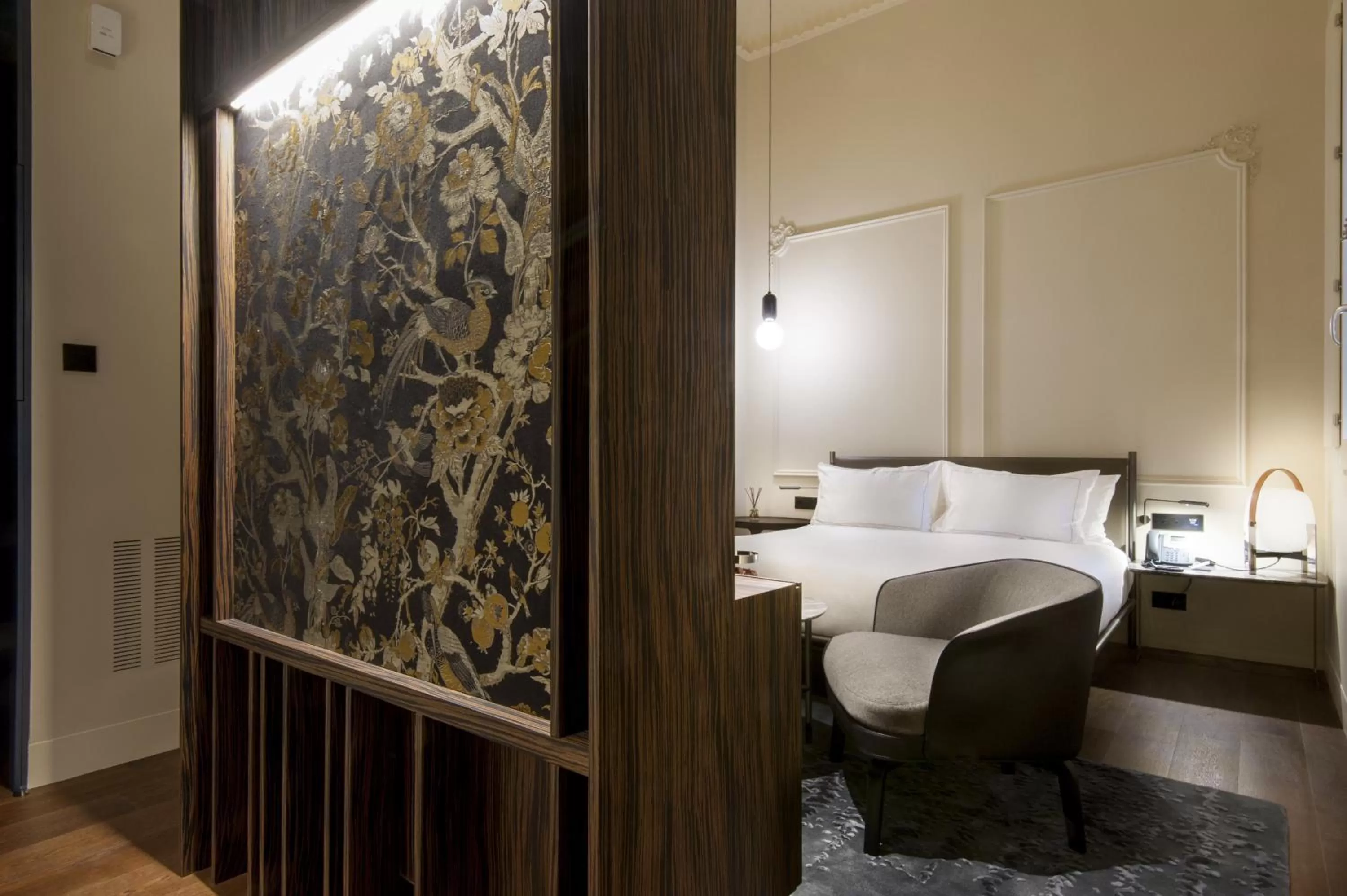 Deluxe Double Room in Hotel Mercer Sevilla 5 GL