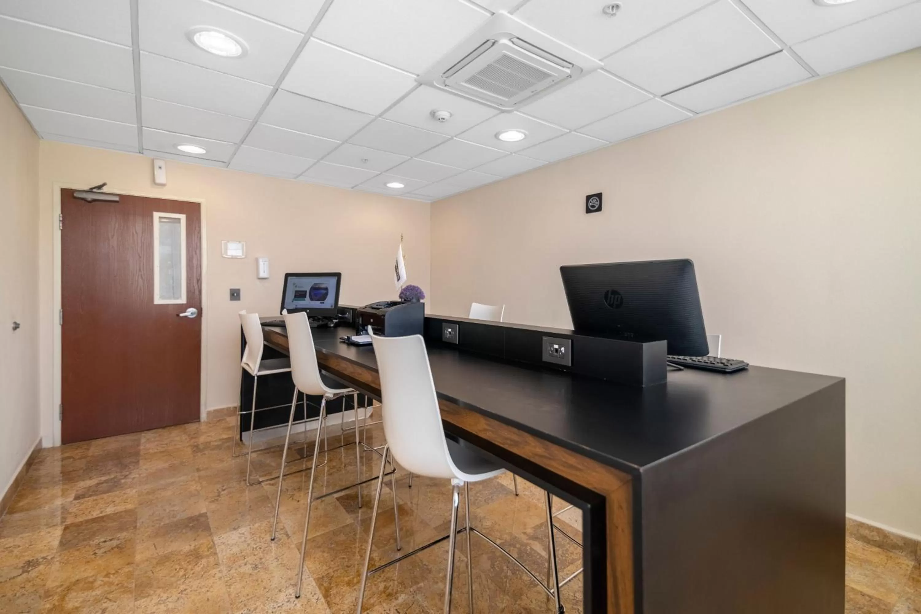 Meeting/conference room in City Express by Marriott Cancun