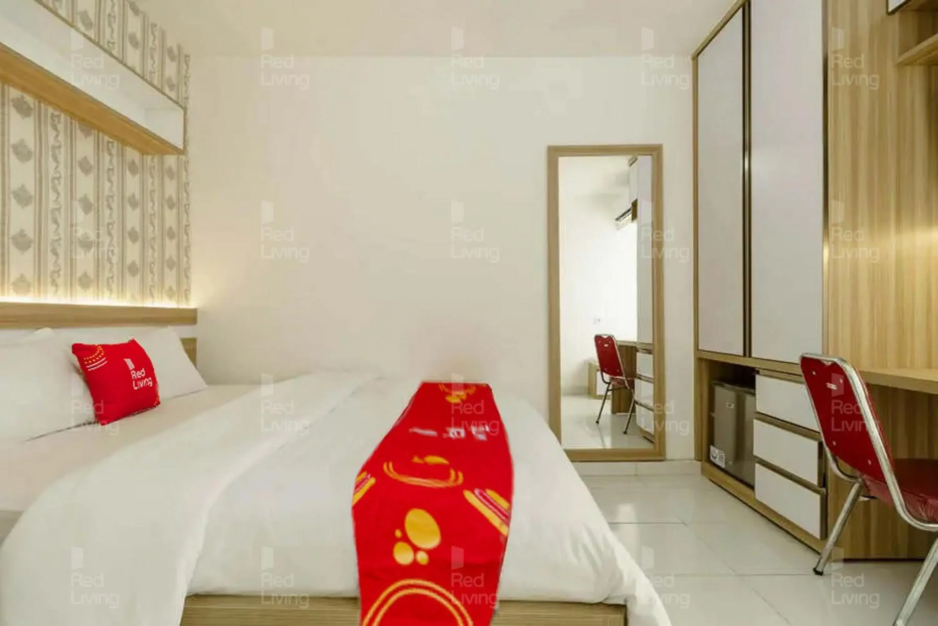 Bed in RedLiving Apartemen Aeropolis Ivan Tower AR2