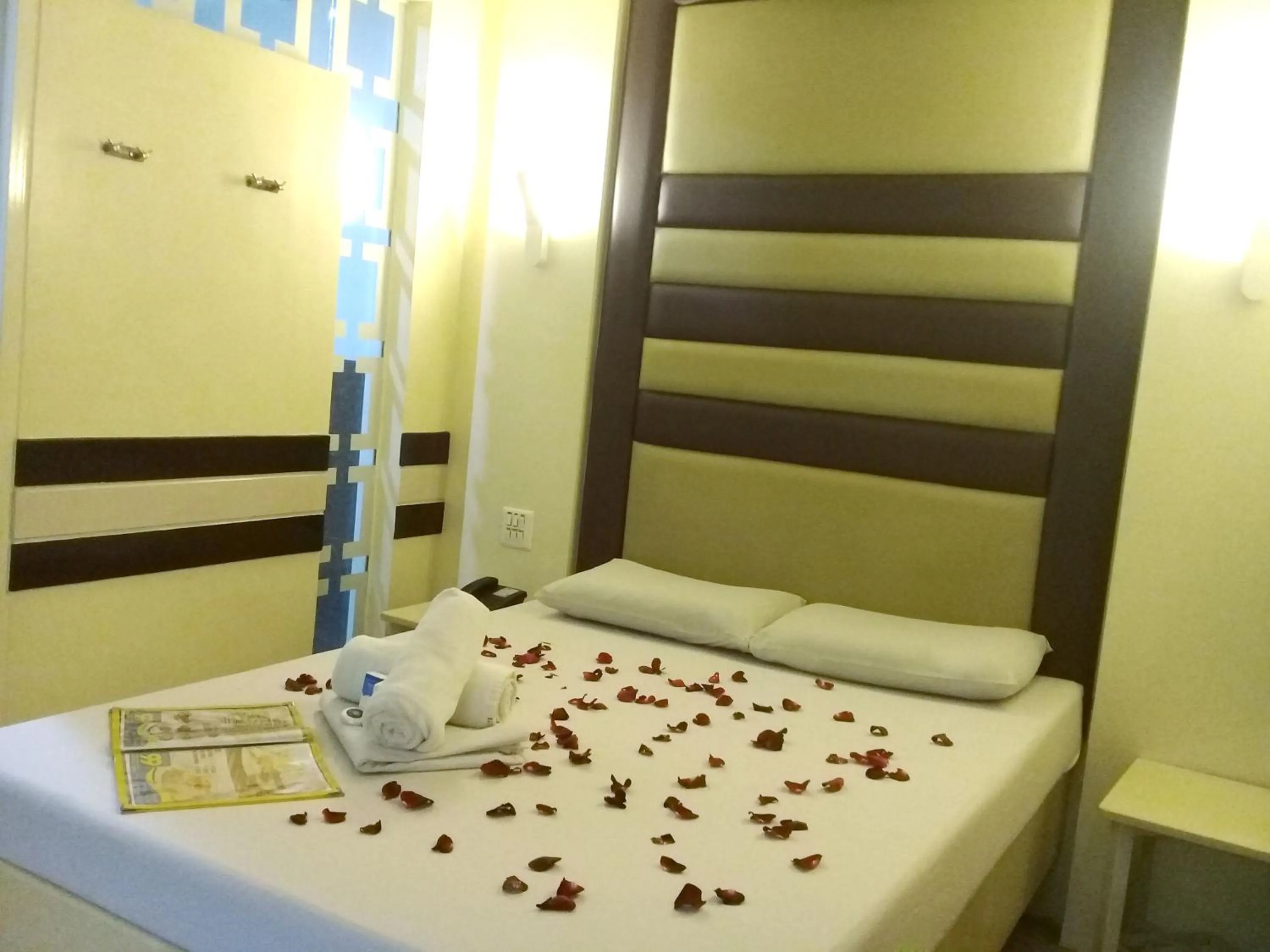 Bed in Hotel 99 Monumento