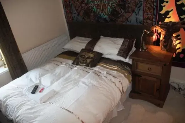 Bedroom, Room Photo in Bradford Digs