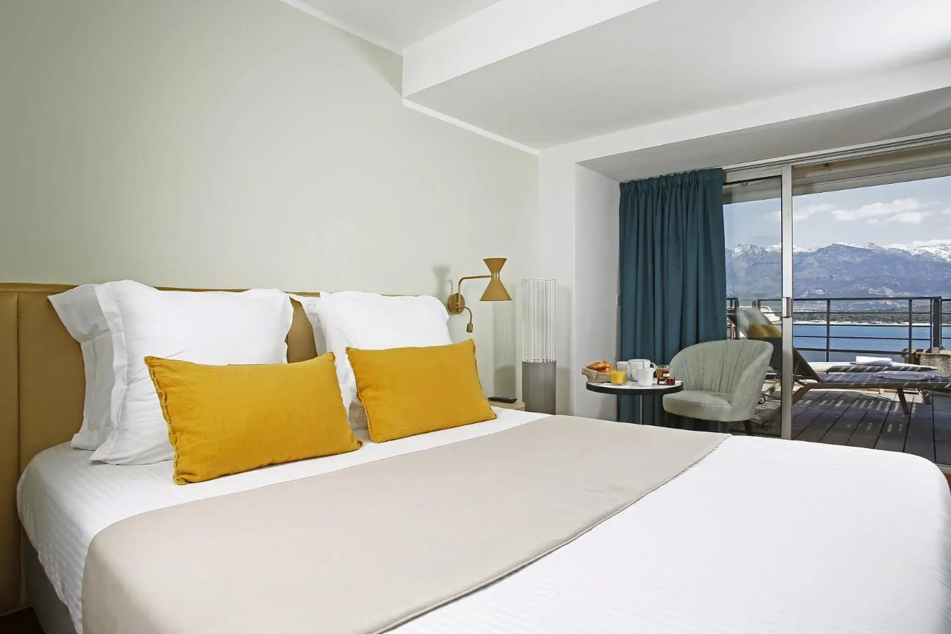 Bed in Hotel Balanea