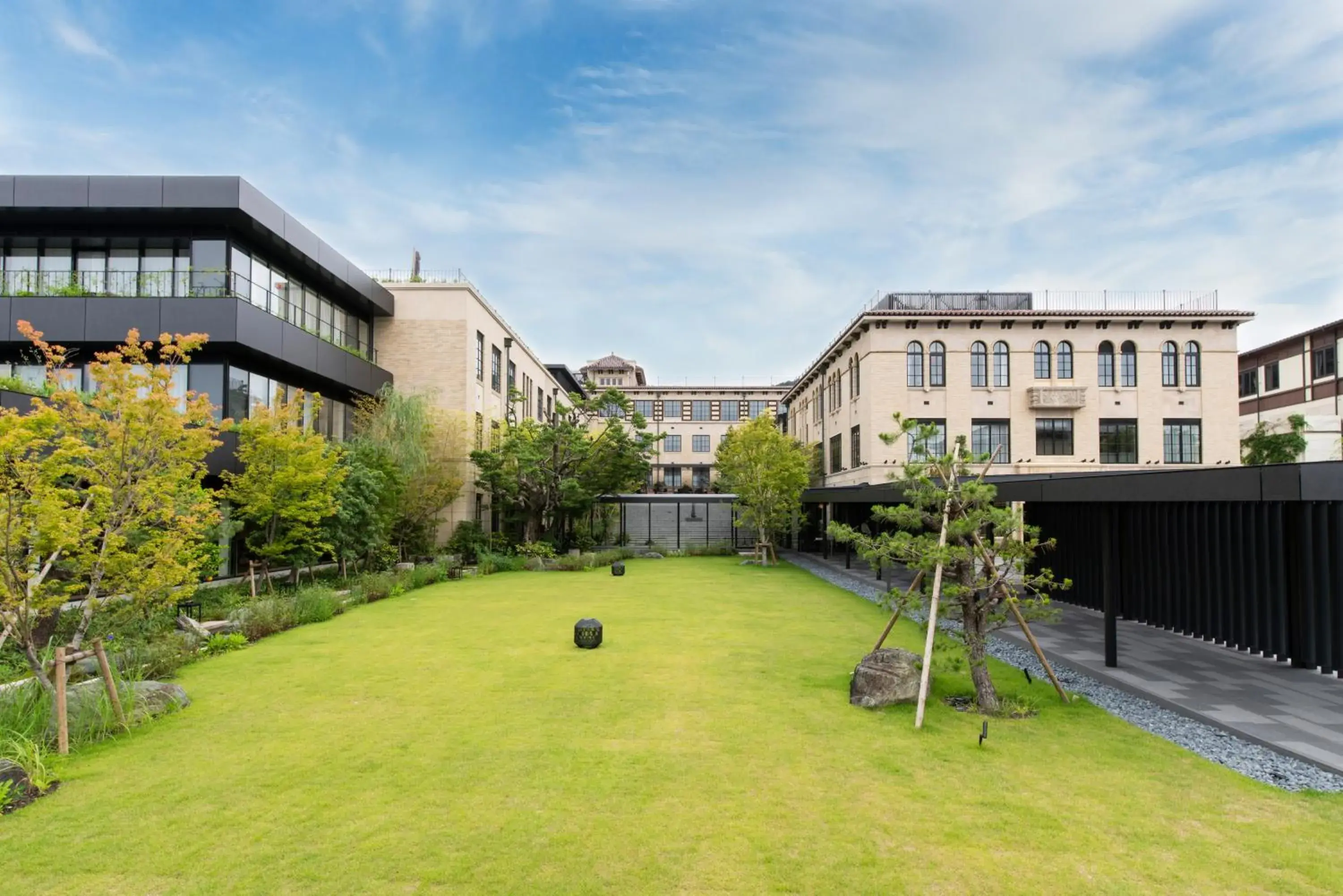 Property building in The Hotel Seiryu Kyoto Kiyomizu - a member of the Leading Hotels of the World- Property building in The Hotel Seiryu Kyoto Kiyomizu - a member of the Leading Hotels of the World-