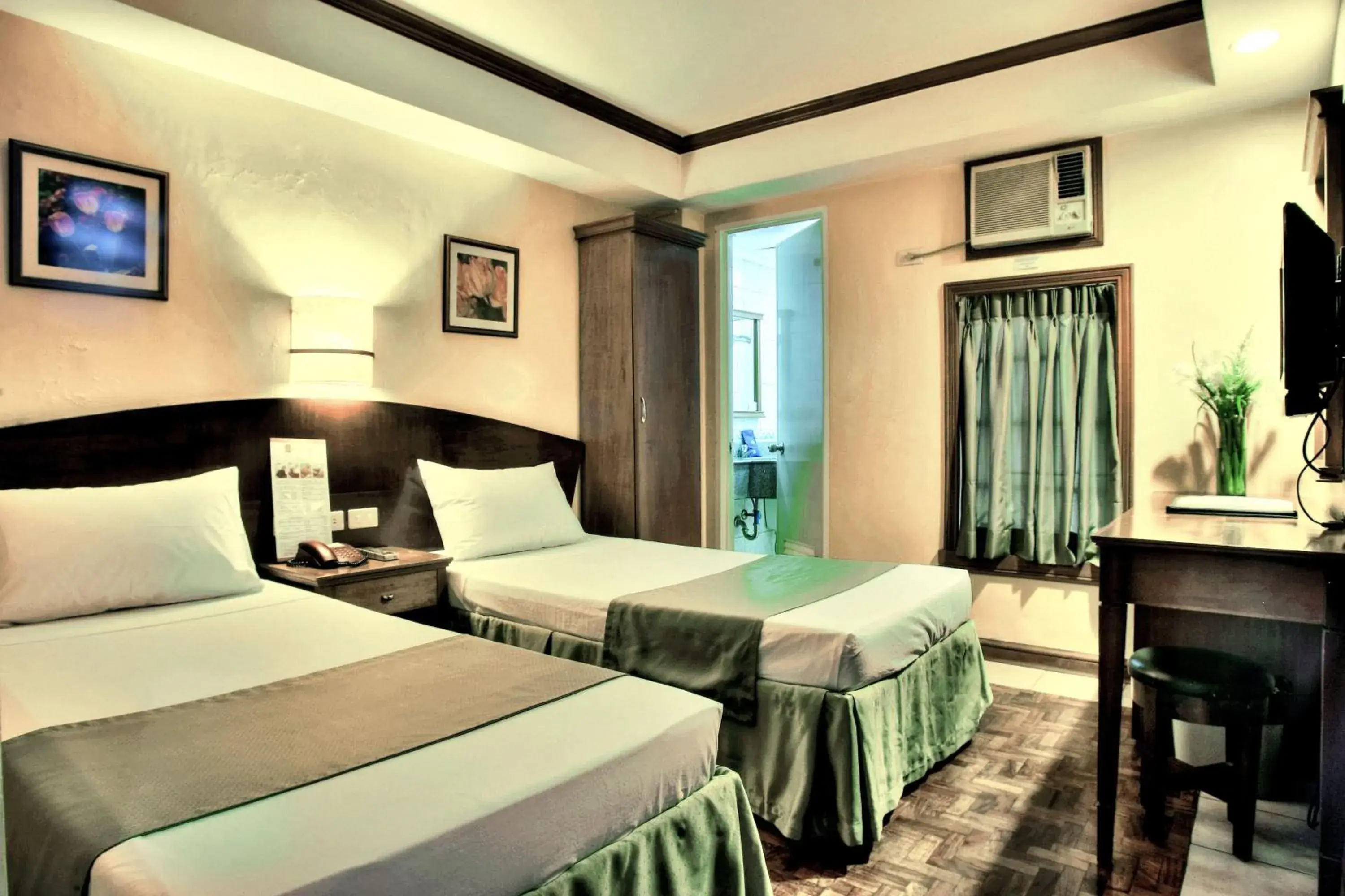 Photo of the whole room, Bed in Fersal Hotel Manila